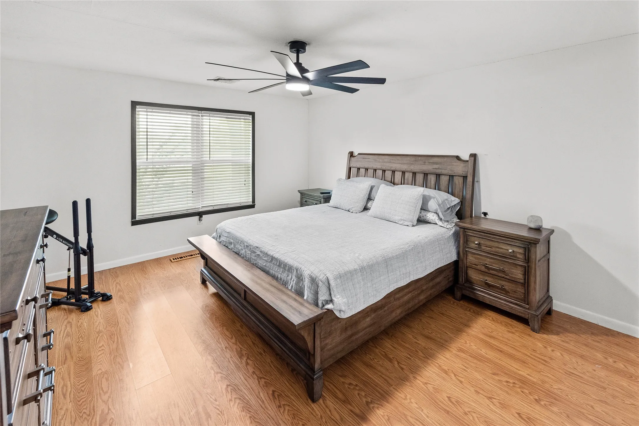 Improved Land For Sale in Hill County , 338 Hcr 2124 Loop, Whitney, Texas 76692, 0, 0, Garage spaces, 0 Sqft, built in 1970, mls#21057832, Real Estate Agent in Whitney, Homes For Sale in Hill county, Homes For Sale in Whitney, Realtor in Whitney Texas, Real Estate Brokerage Independent Realty Texas, Luminita Cordes Realtor