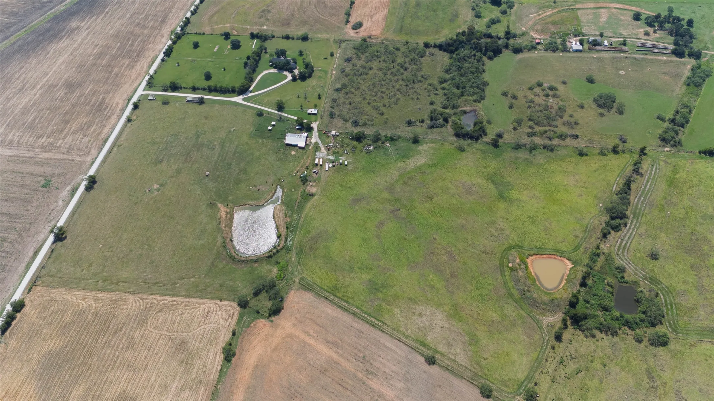 Improved Land For Sale in Hill County , 338 Hcr 2124 Loop, Whitney, Texas 76692, 0, 0, Garage spaces, 0 Sqft, built in 1970, mls#21057832, Real Estate Agent in Whitney, Homes For Sale in Hill county, Homes For Sale in Whitney, Realtor in Whitney Texas, Real Estate Brokerage Independent Realty Texas, Luminita Cordes Realtor