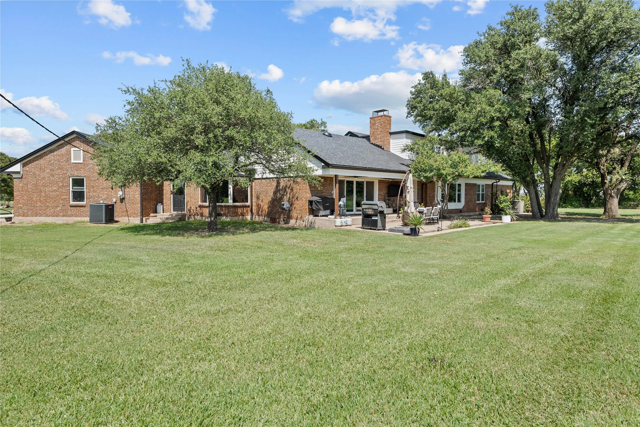 Improved Land For Sale in Hill County , 338 Hcr 2124 Loop, Whitney, Texas 76692, 0, 0, Garage spaces, 0 Sqft, built in 1970, mls#21057832, Real Estate Agent in Whitney, Homes For Sale in Hill county, Homes For Sale in Whitney, Realtor in Whitney Texas, Real Estate Brokerage Independent Realty Texas, Luminita Cordes Realtor