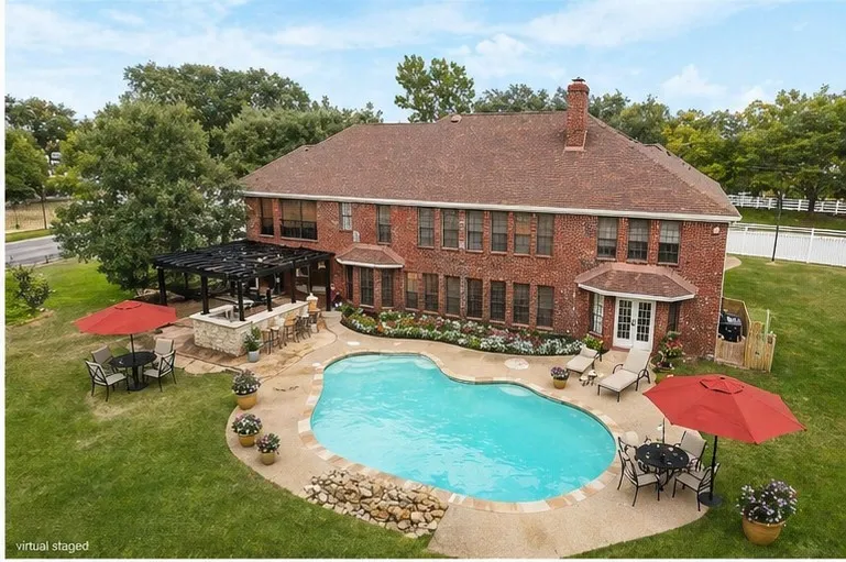 Family and friends will love coming for summer days