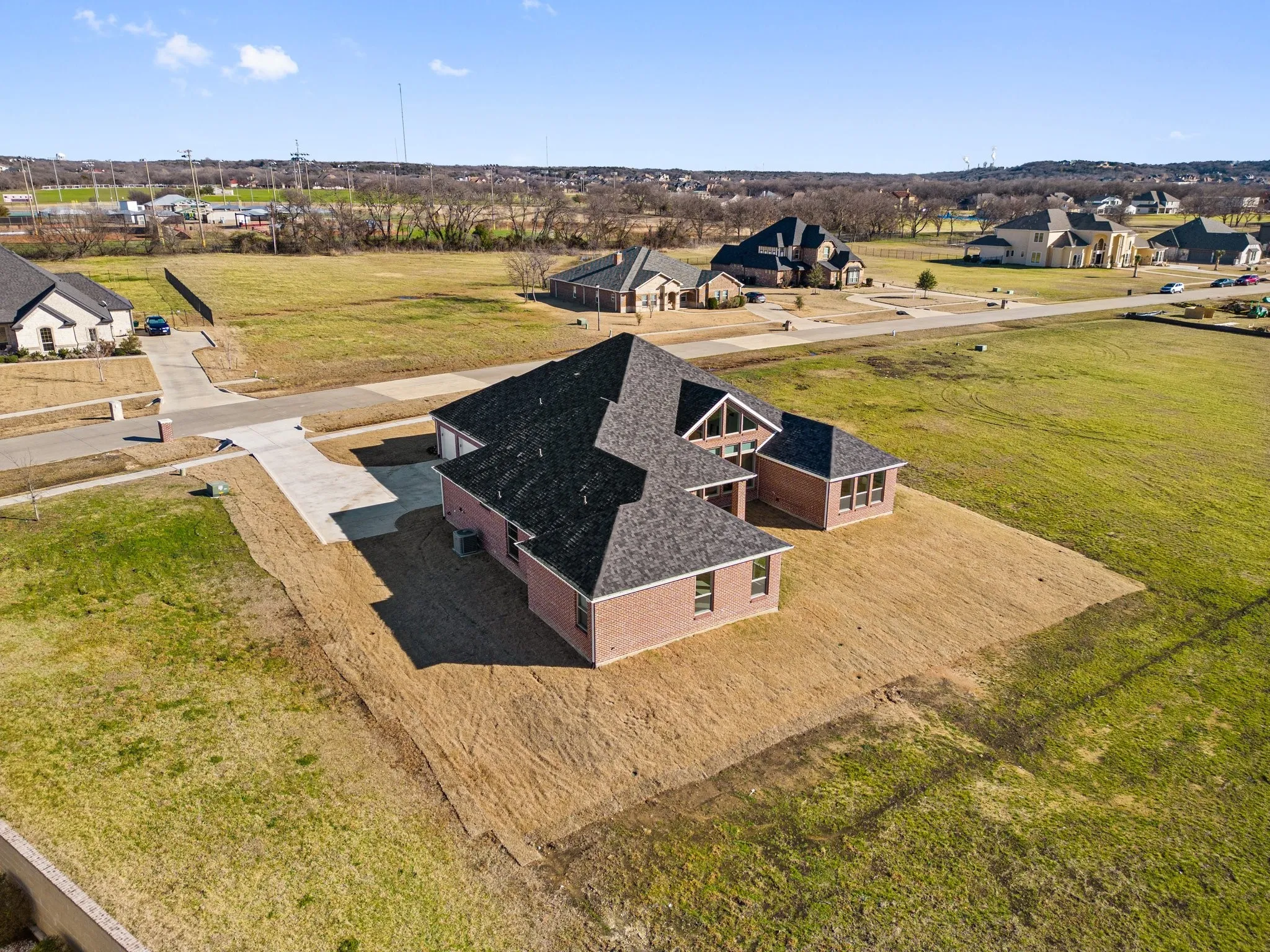 Single Family Residence For Rent in Dallas County , 1607 Pebble Beach Lane, Cedar Hill, Texas 75104, 4 Bedroom, 6 Bathroom, 3 Garage spaces, 4,532 Sqft, built in 2022, New Construction - Complete, mls#21059574, Real Estate Agent in Cedar Hill, Homes For Rent in Dallas county, Homes For Rent in Cedar Hill, Realtor in Cedar Hill Texas, Real Estate Brokerage Independent Realty Texas, Luminita Cordes Realtor