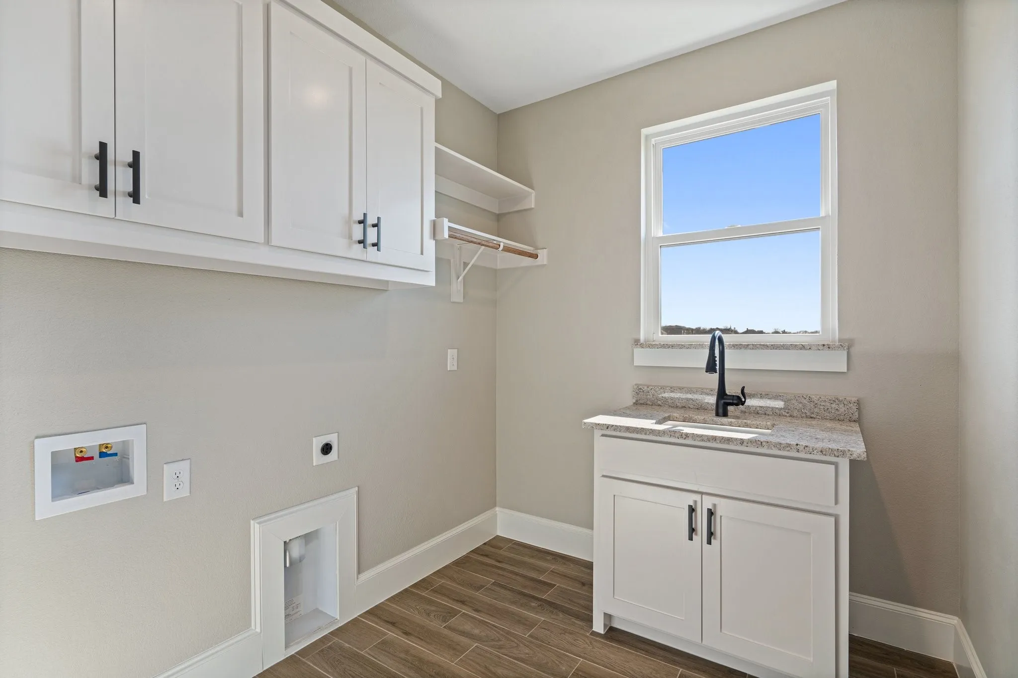 Full size utility room with sink