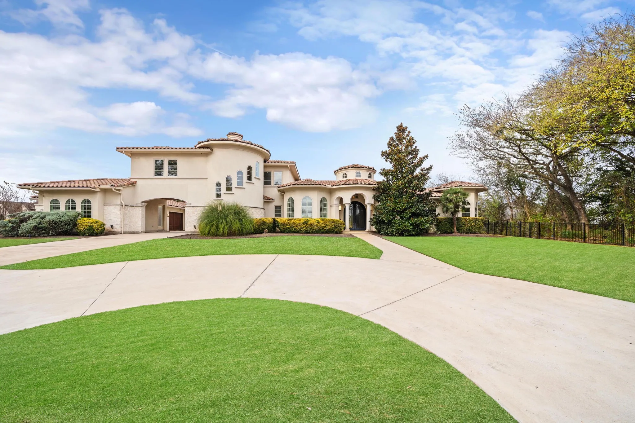 Single Family Residence For Sale in Collin County , 3181 Brookhollow Court, Prosper, Texas 75078, 5 Bedroom, 6 Bathroom, 3 Garage spaces, 5,908 Sqft, built in 2015, mls#21059737, Real Estate Agent in Prosper, Homes For Sale in Collin county, Homes For Sale in Prosper, Realtor in Prosper Texas, Real Estate Brokerage Independent Realty Texas, Luminita Cordes Realtor