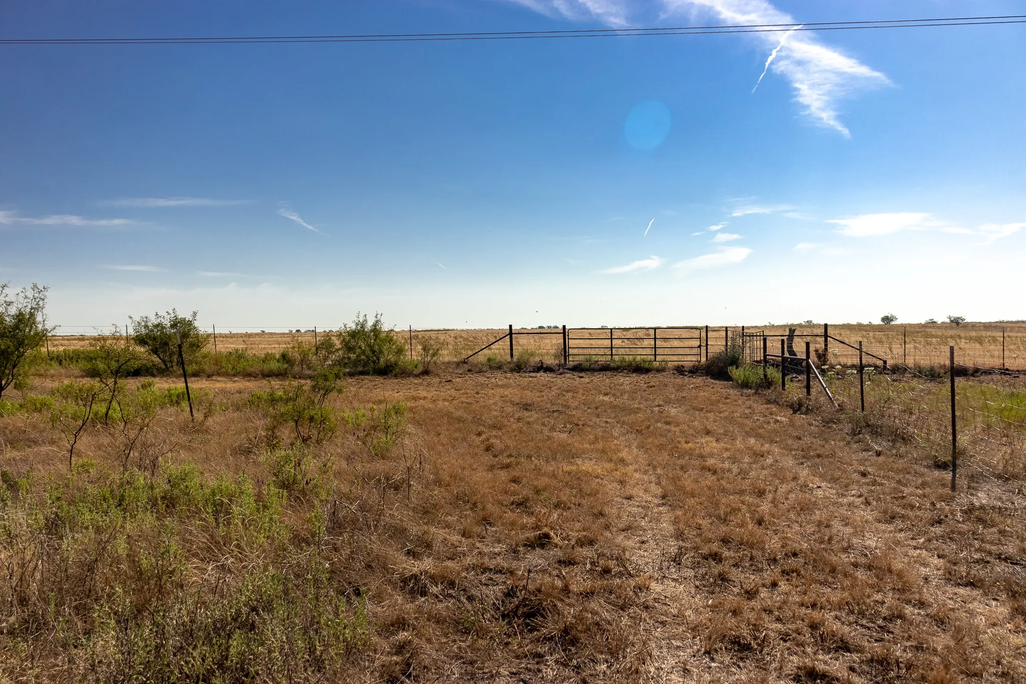 View of yard with a view of countryside