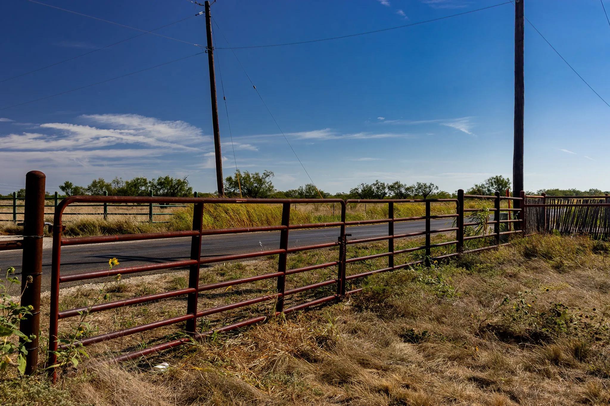 View of yard with a view of countryside