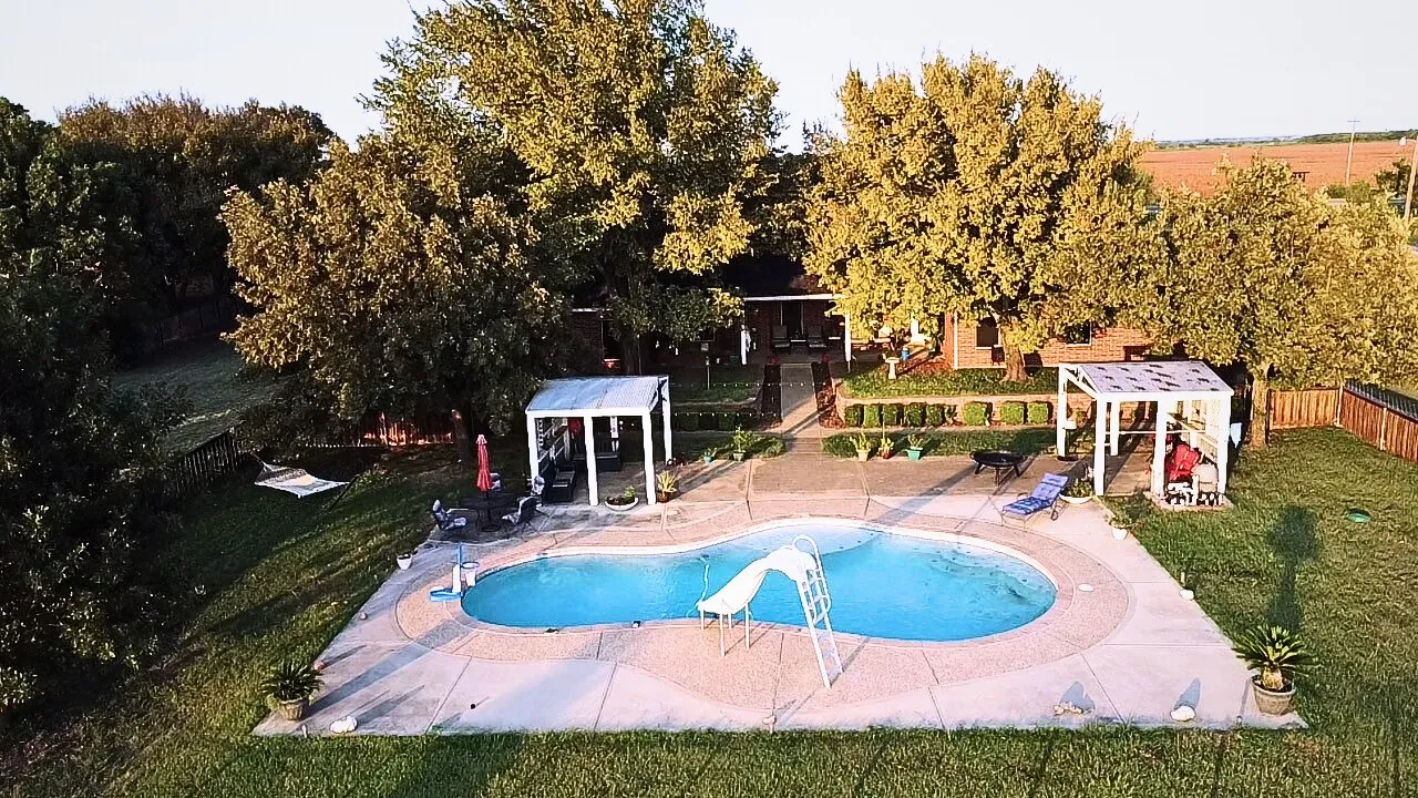 Single Family Residence For Sale in Ellis County , 784 Fm 55, Waxahachie, Texas 75165, 5 Bedroom, 3 Bathroom, 2 Garage spaces, 2,733 Sqft, built in 2003, mls#21060243, Real Estate Agent in Waxahachie, Homes For Sale in Ellis county, Homes For Sale in Waxahachie, Realtor in Waxahachie Texas, Real Estate Brokerage Independent Realty Texas, Luminita Cordes Realtor