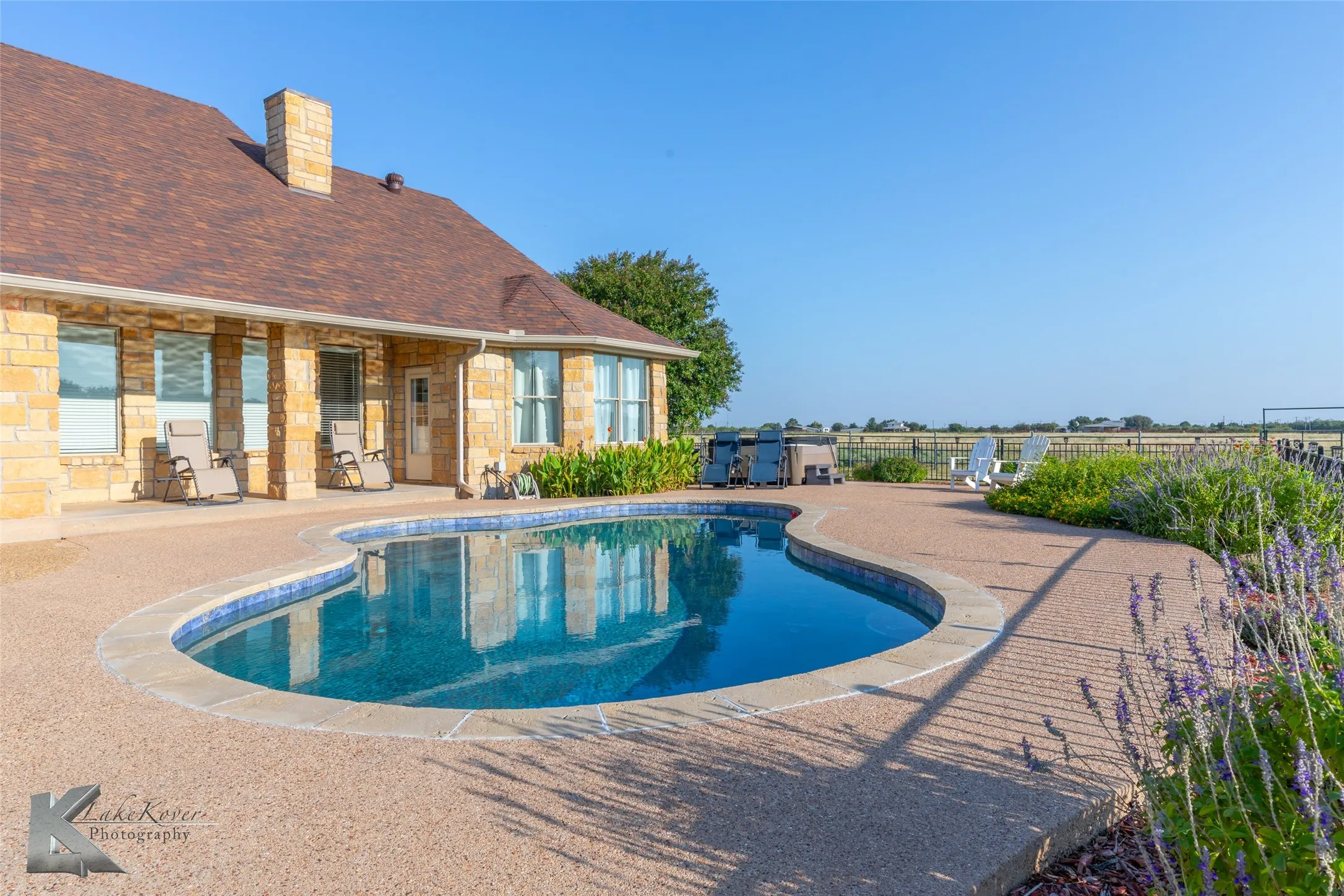 Farm For Sale in Taylor County , 209 CR 336, Tuscola, Texas 79562, 4 Bedroom, 4 Bathroom, 2 Garage spaces, 3,499 Sqft, built in 2005, mls#21060334, Real Estate Agent in Tuscola, Homes For Sale in Taylor county, Homes For Sale in Tuscola, Realtor in Tuscola Texas, Real Estate Brokerage Independent Realty Texas, Luminita Cordes Realtor