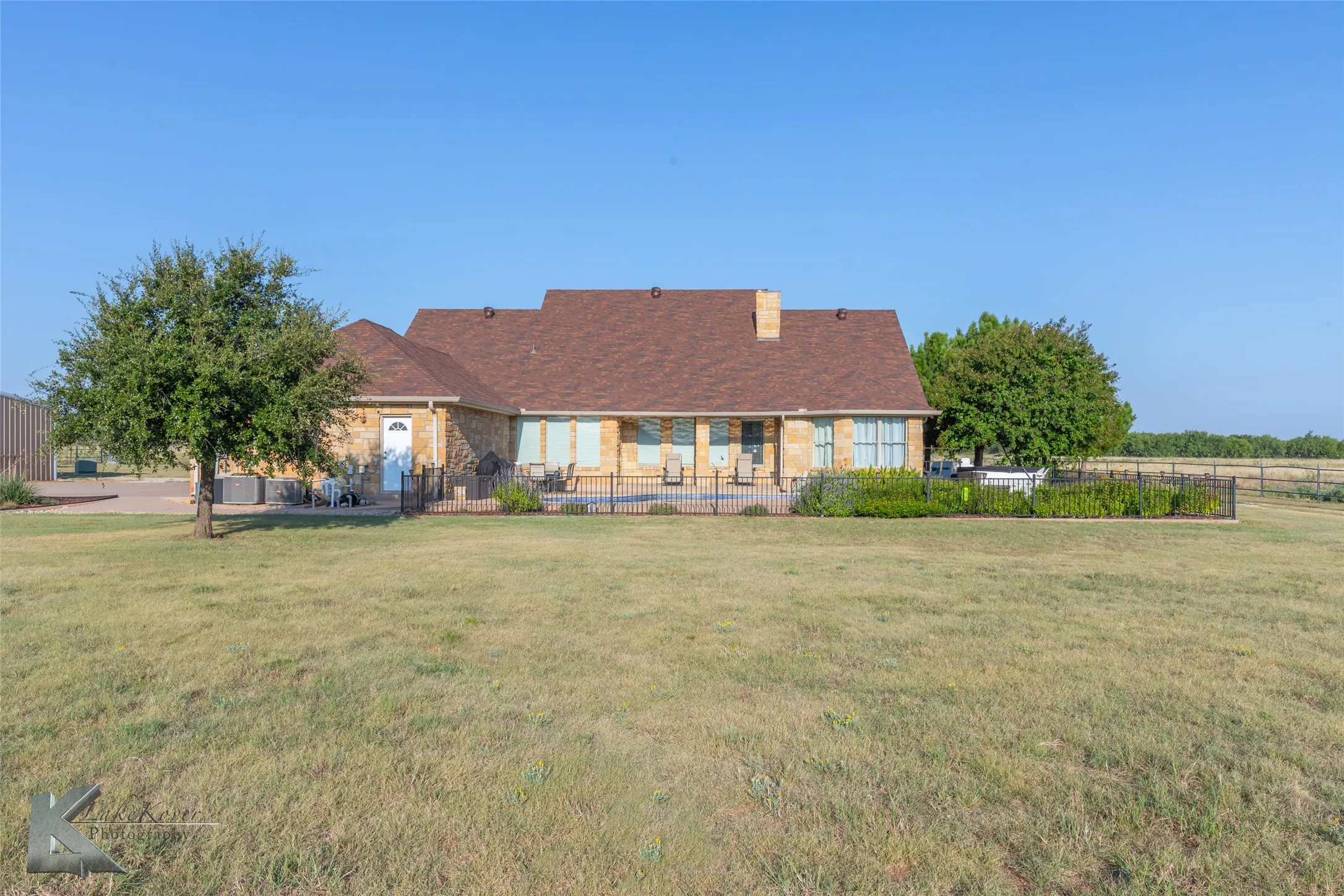 Farm For Sale in Taylor County , 209 CR 336, Tuscola, Texas 79562, 4 Bedroom, 4 Bathroom, 2 Garage spaces, 3,499 Sqft, built in 2005, mls#21060334, Real Estate Agent in Tuscola, Homes For Sale in Taylor county, Homes For Sale in Tuscola, Realtor in Tuscola Texas, Real Estate Brokerage Independent Realty Texas, Luminita Cordes Realtor