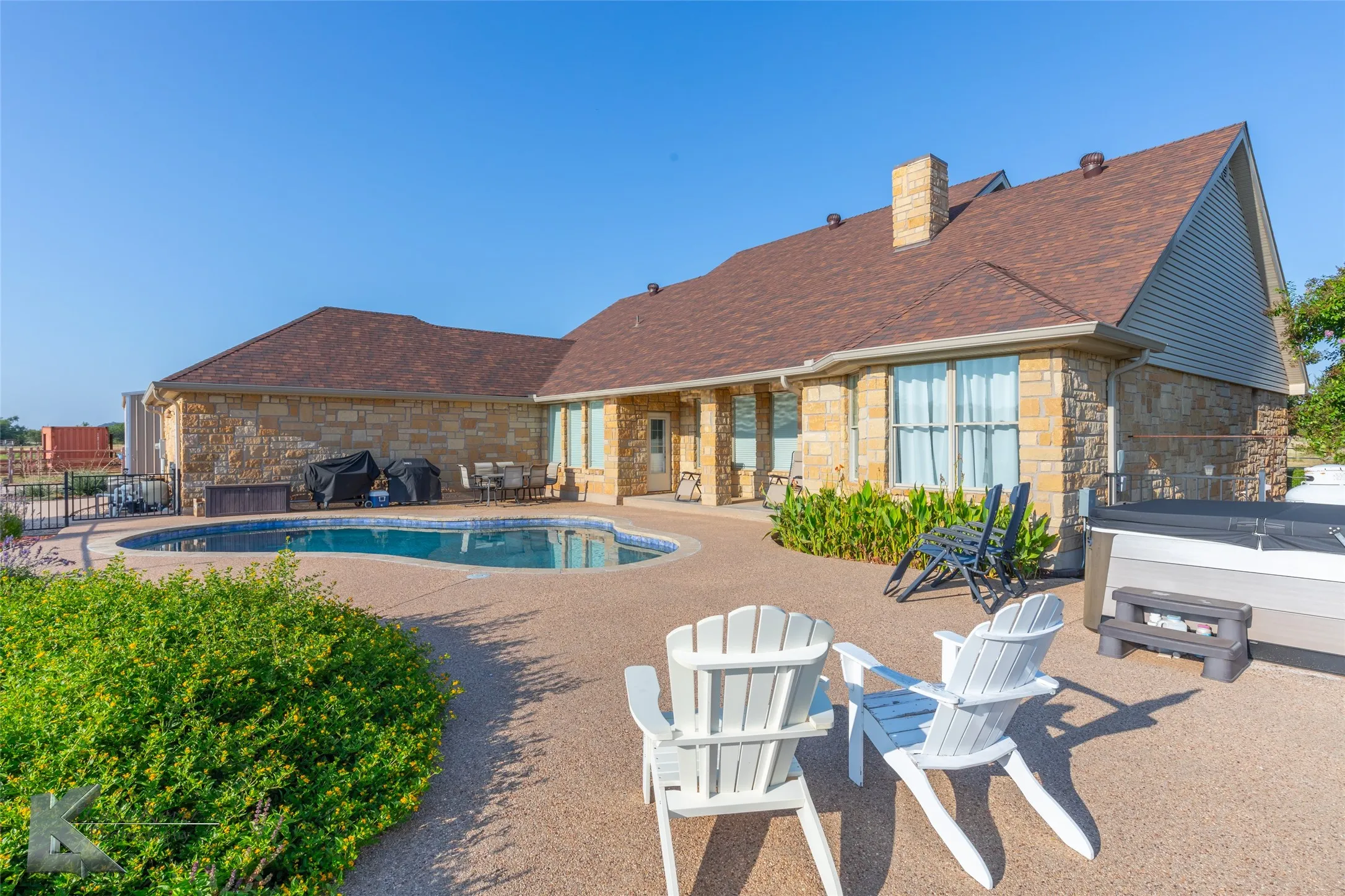 Farm For Sale in Taylor County , 209 CR 336, Tuscola, Texas 79562, 4 Bedroom, 4 Bathroom, 2 Garage spaces, 3,499 Sqft, built in 2005, mls#21060334, Real Estate Agent in Tuscola, Homes For Sale in Taylor county, Homes For Sale in Tuscola, Realtor in Tuscola Texas, Real Estate Brokerage Independent Realty Texas, Luminita Cordes Realtor