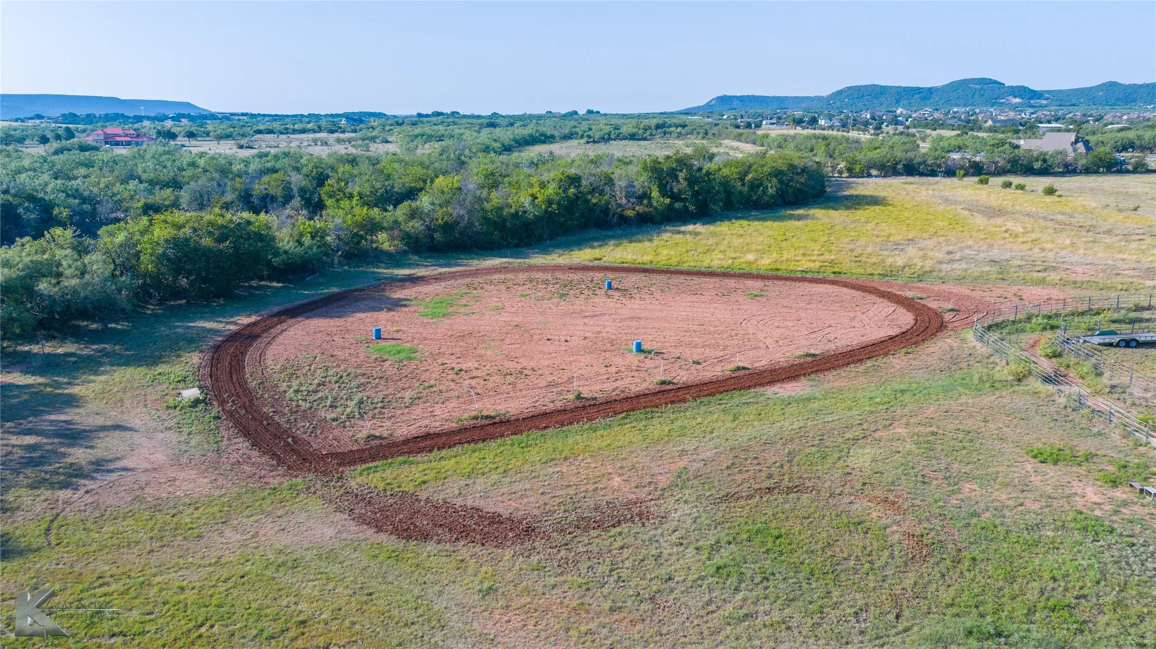 Farm For Sale in Taylor County , 209 CR 336, Tuscola, Texas 79562, 4 Bedroom, 4 Bathroom, 2 Garage spaces, 3,499 Sqft, built in 2005, mls#21060334, Real Estate Agent in Tuscola, Homes For Sale in Taylor county, Homes For Sale in Tuscola, Realtor in Tuscola Texas, Real Estate Brokerage Independent Realty Texas, Luminita Cordes Realtor