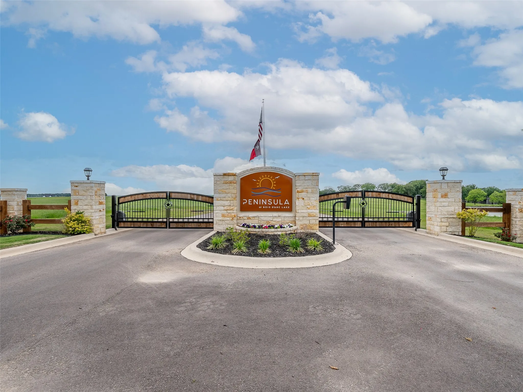 Unimproved Land For Sale in Fannin County , 800 Peninsula Drive, Honey Grove, Texas 75446, 0, 0, Garage spaces, 0 Sqft, built in 0, mls#21056842, Real Estate Agent in Honey Grove, Homes For Sale in Fannin county, Homes For Sale in Honey Grove, Realtor in Honey Grove Texas, Real Estate Brokerage Independent Realty Texas, Luminita Cordes Realtor
