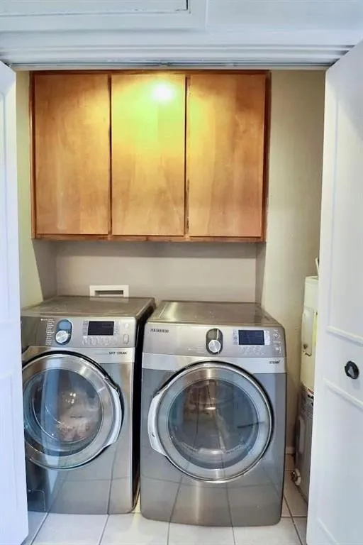Duplex For Rent in Tarrant County , 2708 Mc Cart Avenue, Fort Worth, Texas 76110, 2 Bedroom, 2 Bathroom, Garage spaces, 1,045 Sqft, built in 1976, Preowned, mls#21060688, Real Estate Agent in Fort Worth, Homes For Rent in Tarrant county, Homes For Rent in Fort Worth, Realtor in Fort Worth Texas, Real Estate Brokerage Independent Realty Texas, Luminita Cordes Realtor