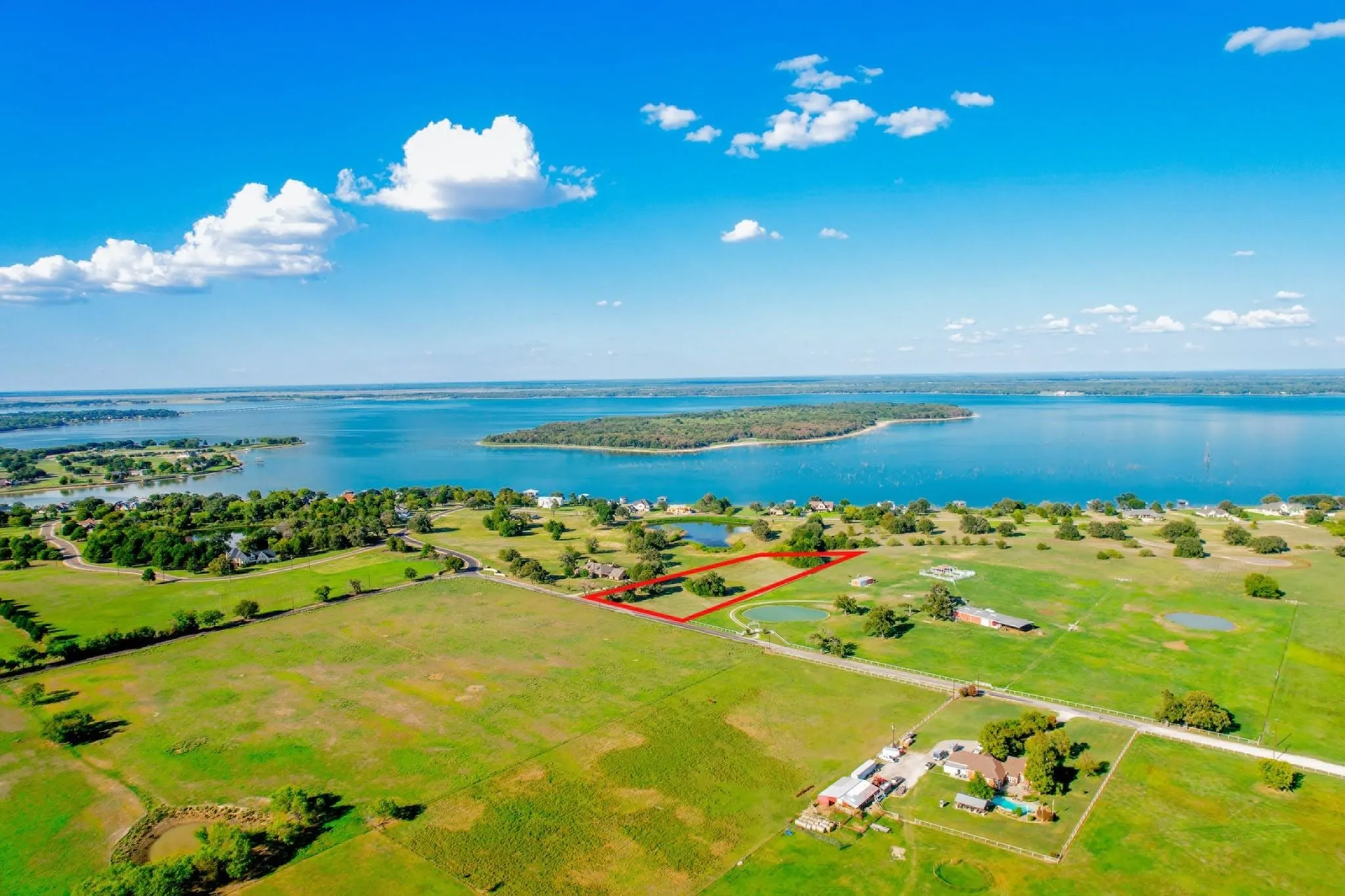 Unimproved Land For Sale in Navarro County , Lot 73 SE County Road 3150, Corsicana, Texas 75109, 0, 0, Garage spaces, 0 Sqft, built in 0, mls#21058571, Real Estate Agent in Corsicana, Homes For Sale in Navarro county, Homes For Sale in Corsicana, Realtor in Corsicana Texas, Real Estate Brokerage Independent Realty Texas, Luminita Cordes Realtor