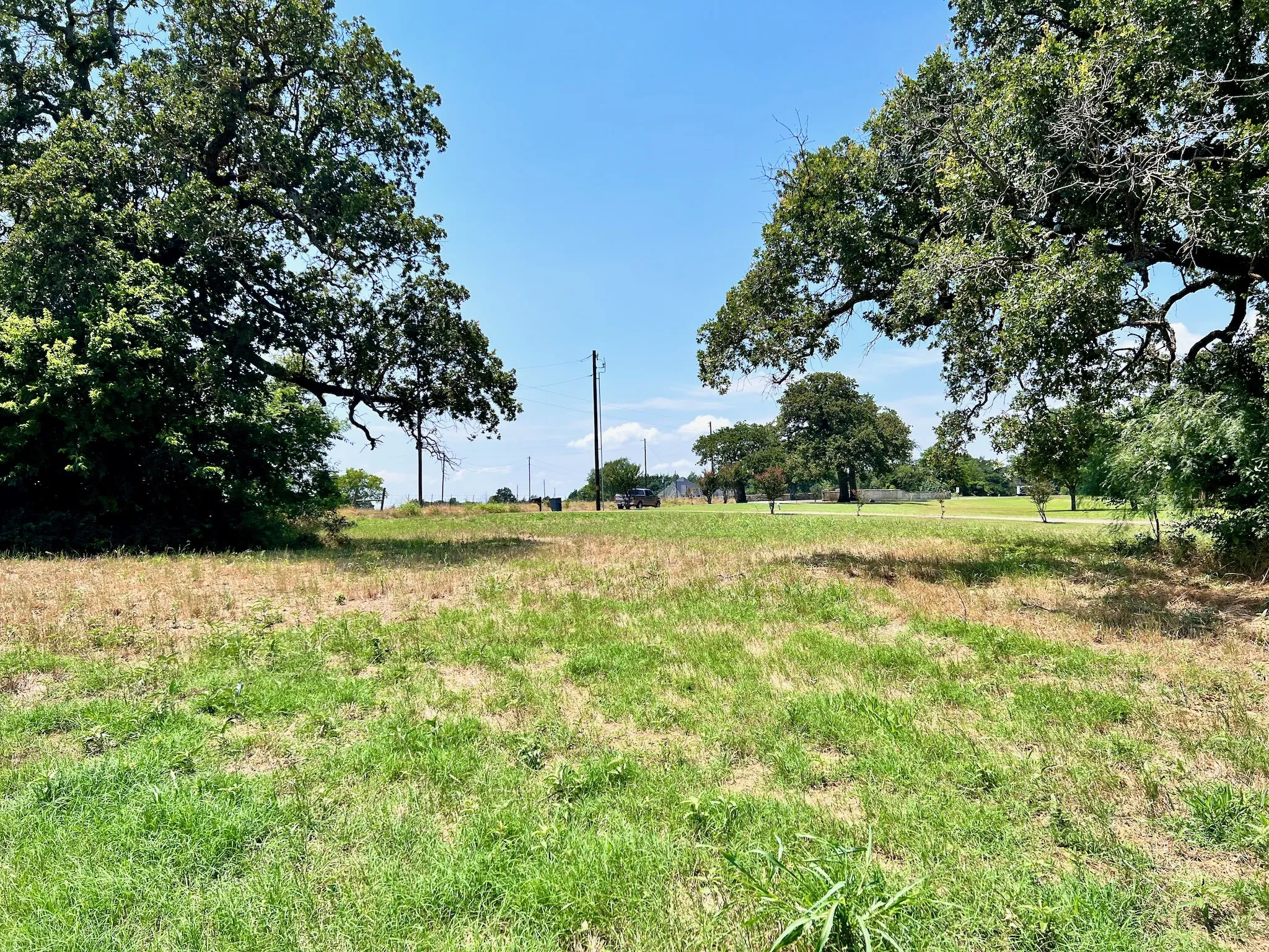 Unimproved Land For Sale in Navarro County , Lot 73 SE County Road 3150, Corsicana, Texas 75109, 0, 0, Garage spaces, 0 Sqft, built in 0, mls#21058571, Real Estate Agent in Corsicana, Homes For Sale in Navarro county, Homes For Sale in Corsicana, Realtor in Corsicana Texas, Real Estate Brokerage Independent Realty Texas, Luminita Cordes Realtor