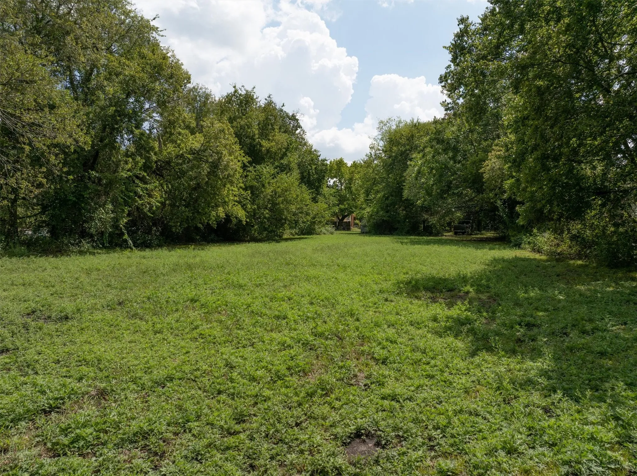 Single Family Residence For Sale in Collin County , 305 Hill Street, Farmersville, Texas 75442, 4 Bedroom, 2 Bathroom, Garage spaces, 3,240 Sqft, built in 1920, Preowned, mls#21024053, Real Estate Agent in Farmersville, Homes For Sale in Collin county, Homes For Sale in Farmersville, Realtor in Farmersville Texas, Real Estate Brokerage Independent Realty Texas, Luminita Cordes Realtor