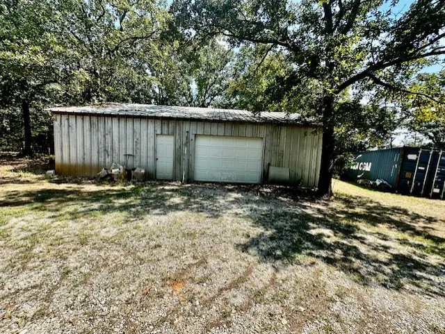 Single Family Residence For Sale in Grayson County , 40 Cumberland Circle, Denison, Texas 75021, 3 Bedroom, 3 Bathroom, 2 Garage spaces, 1,909 Sqft, built in 1985, Preowned, mls#21059924, Real Estate Agent in Denison, Homes For Sale in Grayson county, Homes For Sale in Denison, Realtor in Denison Texas, Real Estate Brokerage Independent Realty Texas, Luminita Cordes Realtor