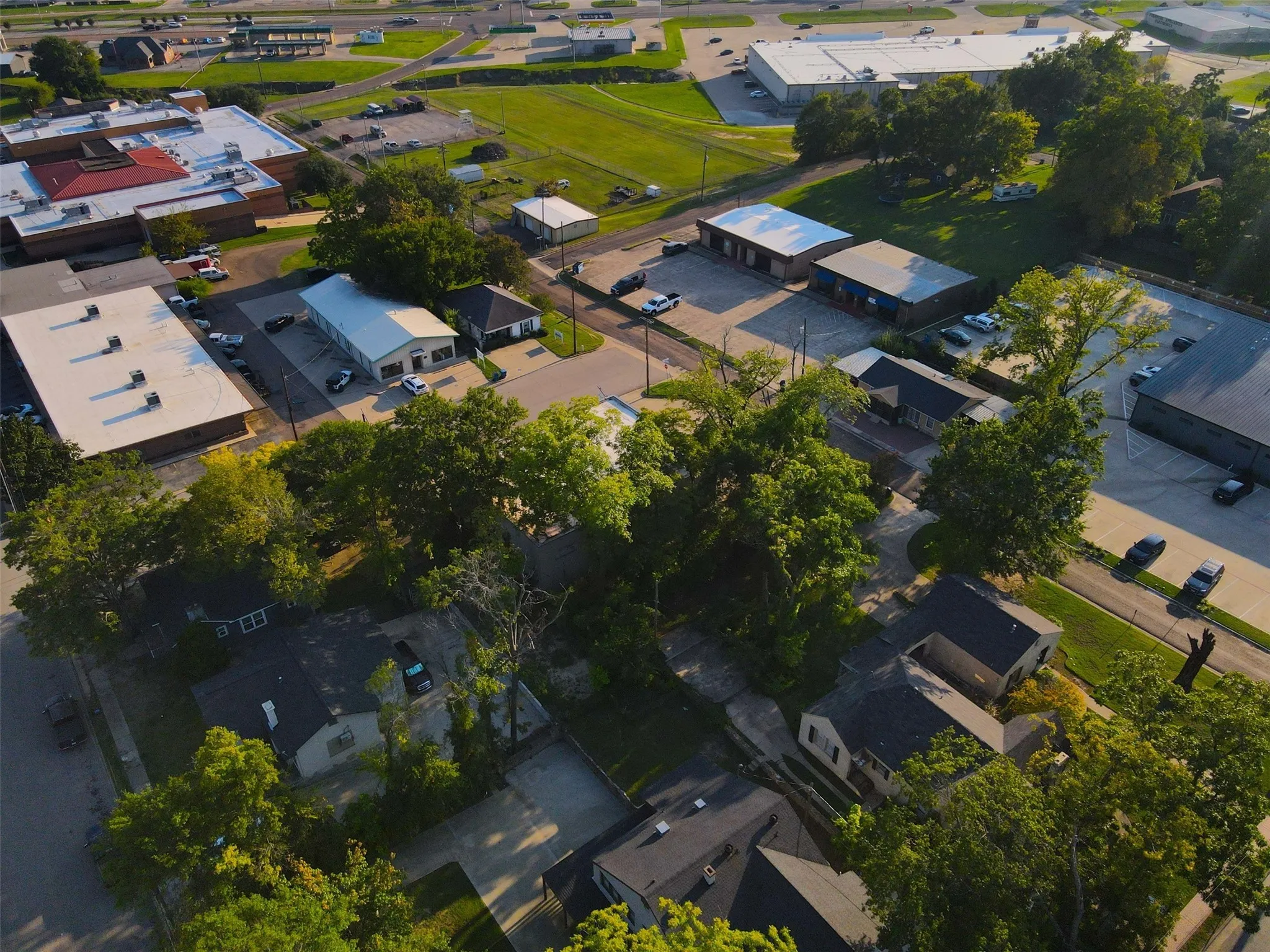 Office For Sale in Titus County , 312-314 W Alabama Street, Mt Pleasant, Texas 75455, 0, 0, Garage spaces, 0 Sqft, built in 1974, Preowned, mls#21061693, Real Estate Agent in Mt Pleasant, Homes For Sale in Titus county, Homes For Sale in Mt Pleasant, Realtor in Mt Pleasant Texas, Real Estate Brokerage Independent Realty Texas, Luminita Cordes Realtor