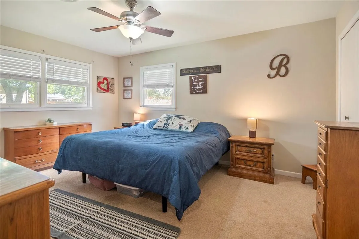 Single Family Residence For Sale in Mc Culloch County , 604 W 15th Street, Brady, Texas 76825, 4 Bedroom, 3 Bathroom, Garage spaces, 2,156 Sqft, built in 1960, Preowned, mls#21050813, Real Estate Agent in Brady, Homes For Sale in Mc Culloch county, Homes For Sale in Brady, Realtor in Brady Texas, Real Estate Brokerage Independent Realty Texas, Luminita Cordes Realtor
