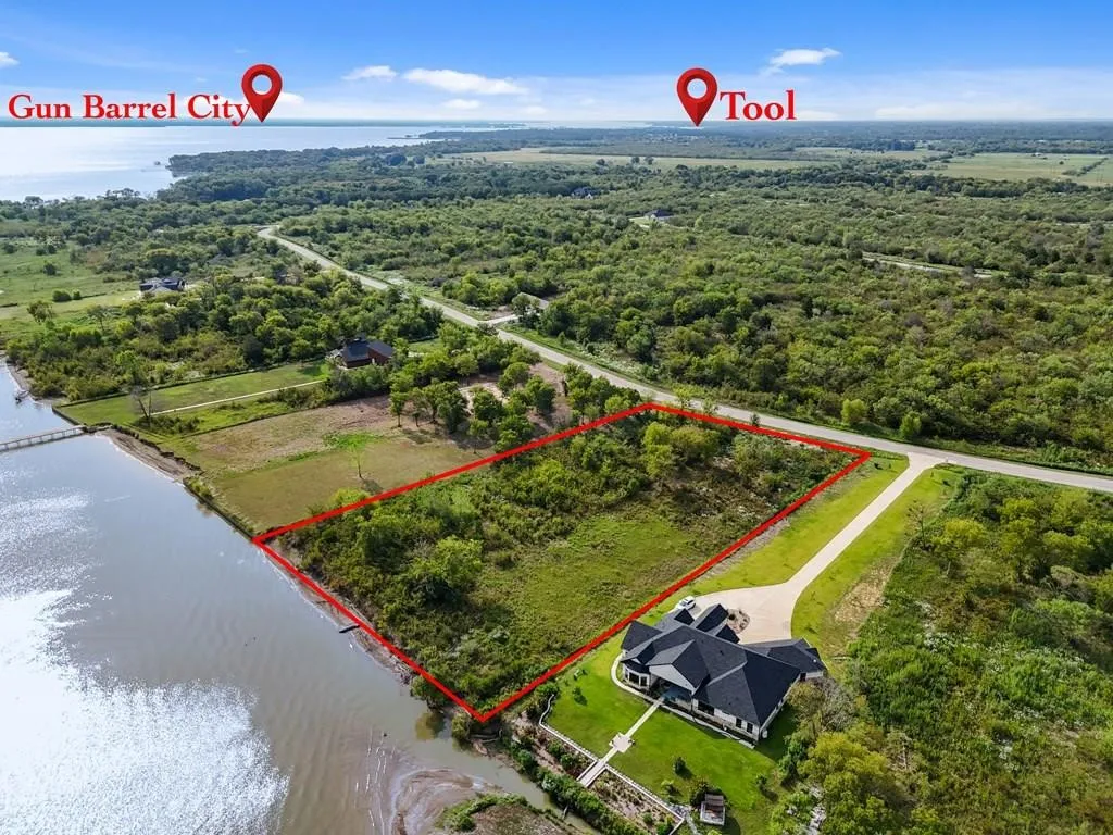 Improved Land For Sale in Kaufman County , 9277 W Shoreline Drive, Kemp, Texas 75143, 0, 0, Garage spaces, 0 Sqft, built in 0, mls#21052475, Real Estate Agent in Kemp, Homes For Sale in Kaufman county, Homes For Sale in Kemp, Realtor in Kemp Texas, Real Estate Brokerage Independent Realty Texas, Luminita Cordes Realtor