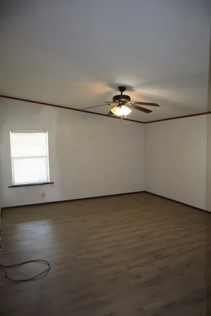 Single Family Residence For Sale in Fannin County , 2306 County Road 4145, Bonham, Texas 75418, 4 Bedroom, 3 Bathroom, Garage spaces, 1,792 Sqft, built in 2001, mls#21062525, Real Estate Agent in Bonham, Homes For Sale in Fannin county, Homes For Sale in Bonham, Realtor in Bonham Texas, Real Estate Brokerage Independent Realty Texas, Luminita Cordes Realtor