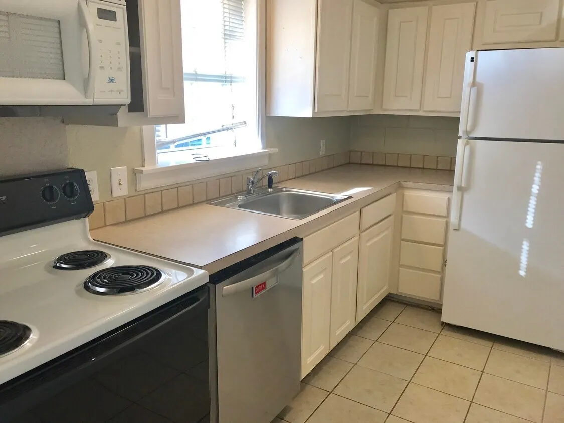 212 Austin- Kitchen
