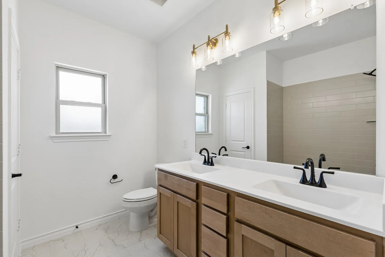 Single Family Residence For Sale in Tarrant County , 5704 Glynda, North Richland Hills, Texas 76180, 5 Bedroom, 4 Bathroom, 2 Garage spaces, 3,426 Sqft, built in 2025, New Construction - Incomplete, mls#21062900, Real Estate Agent in North Richland Hills, Homes For Sale in Tarrant county, Homes For Sale in North Richland Hills, Realtor in North Richland Hills Texas, Real Estate Brokerage Independent Realty Texas, Luminita Cordes Realtor