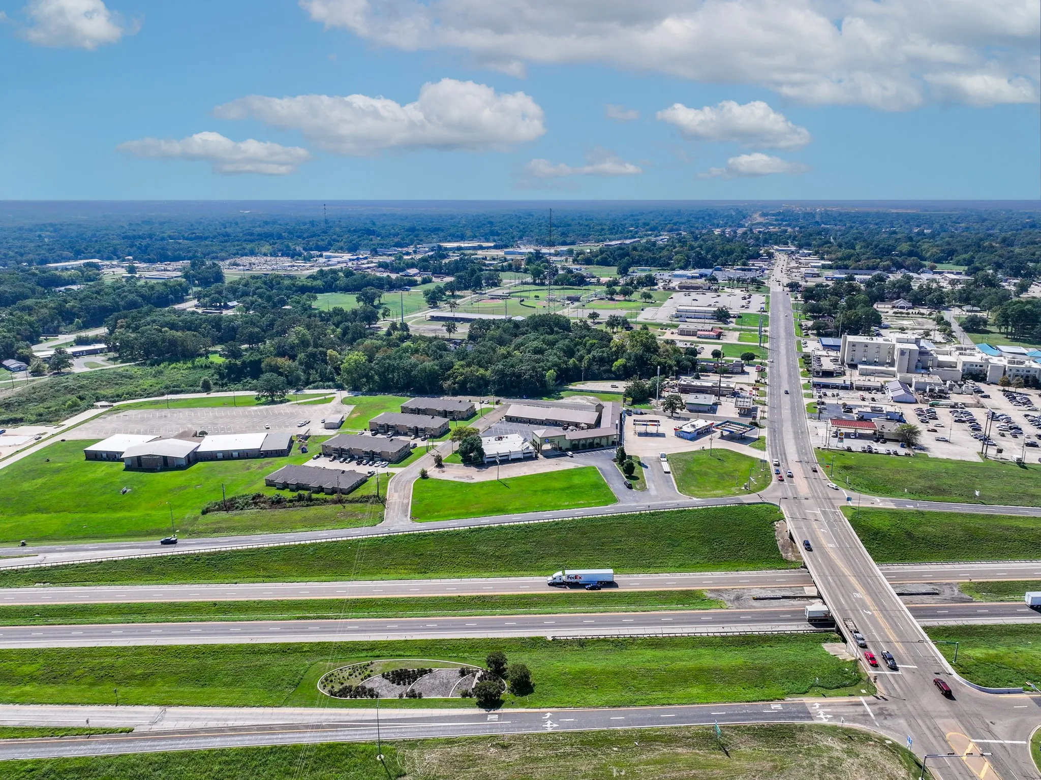 Retail For Sale in Titus County , 108 E Burton Road, Mt Pleasant, Texas 75455, 0, 0, Garage spaces, 0 Sqft, built in 1975, Preowned, mls#21062802, Real Estate Agent in Mt Pleasant, Homes For Sale in Titus county, Homes For Sale in Mt Pleasant, Realtor in Mt Pleasant Texas, Real Estate Brokerage Independent Realty Texas, Luminita Cordes Realtor