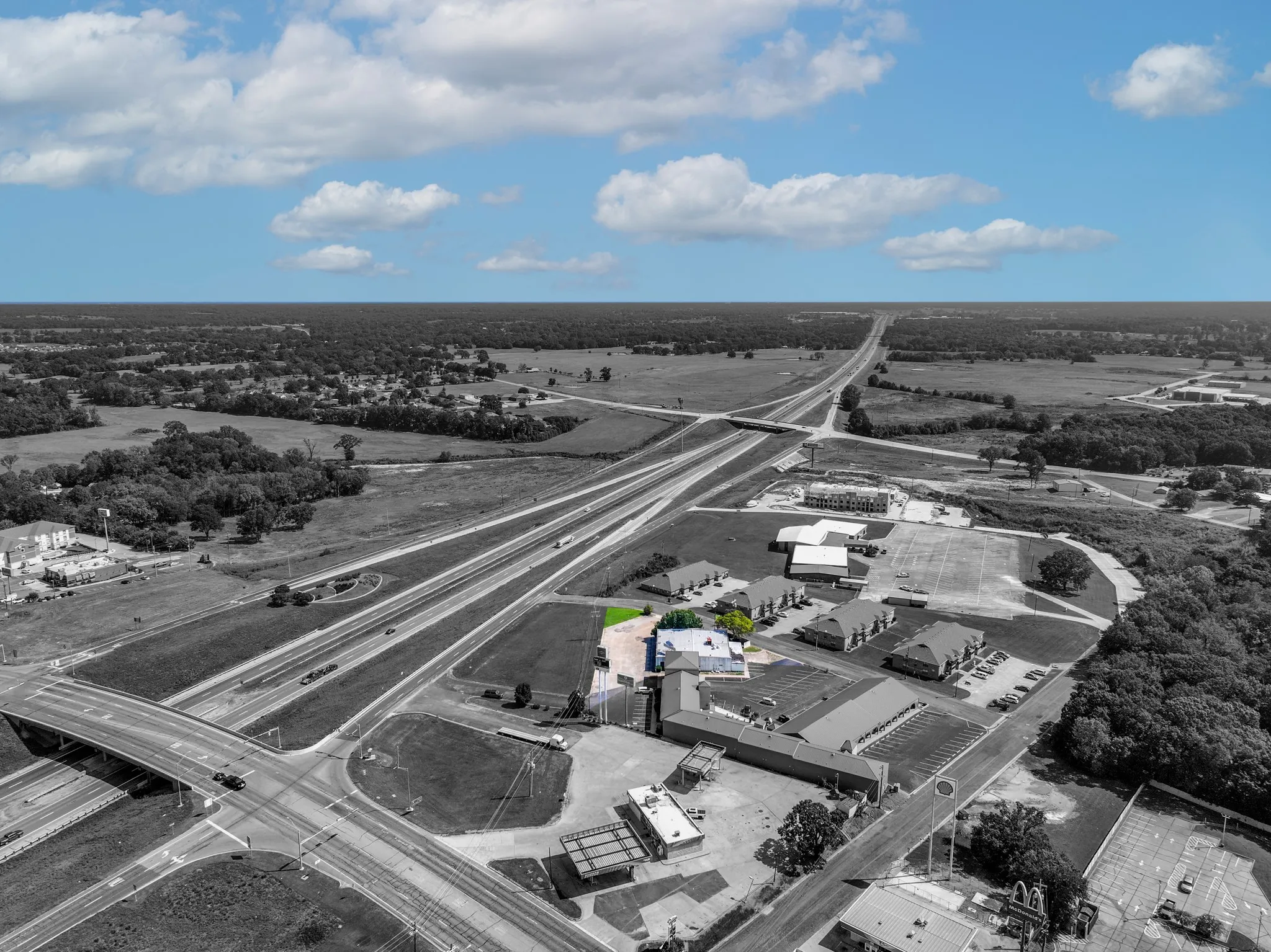 Retail For Sale in Titus County , 108 E Burton Road, Mt Pleasant, Texas 75455, 0, 0, Garage spaces, 0 Sqft, built in 1975, Preowned, mls#21062802, Real Estate Agent in Mt Pleasant, Homes For Sale in Titus county, Homes For Sale in Mt Pleasant, Realtor in Mt Pleasant Texas, Real Estate Brokerage Independent Realty Texas, Luminita Cordes Realtor
