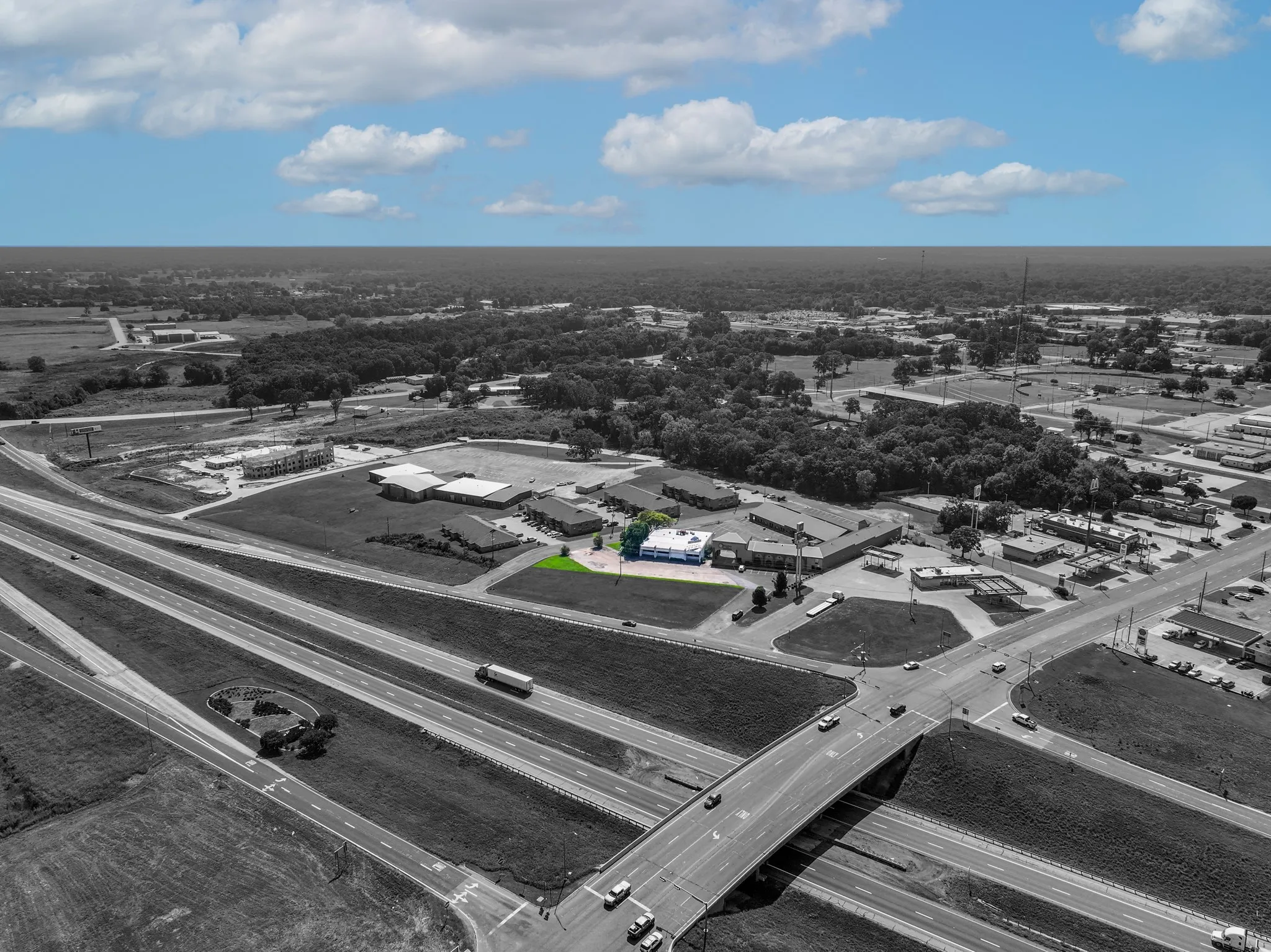 Retail For Sale in Titus County , 108 E Burton Road, Mt Pleasant, Texas 75455, 0, 0, Garage spaces, 0 Sqft, built in 1975, Preowned, mls#21062802, Real Estate Agent in Mt Pleasant, Homes For Sale in Titus county, Homes For Sale in Mt Pleasant, Realtor in Mt Pleasant Texas, Real Estate Brokerage Independent Realty Texas, Luminita Cordes Realtor