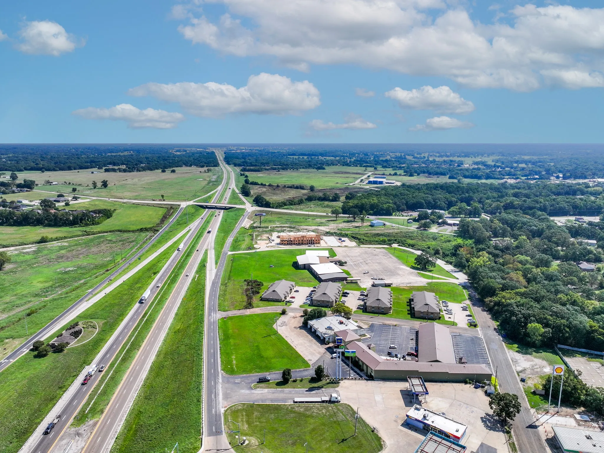 Retail For Sale in Titus County , 108 E Burton Road, Mt Pleasant, Texas 75455, 0, 0, Garage spaces, 0 Sqft, built in 1975, Preowned, mls#21062802, Real Estate Agent in Mt Pleasant, Homes For Sale in Titus county, Homes For Sale in Mt Pleasant, Realtor in Mt Pleasant Texas, Real Estate Brokerage Independent Realty Texas, Luminita Cordes Realtor
