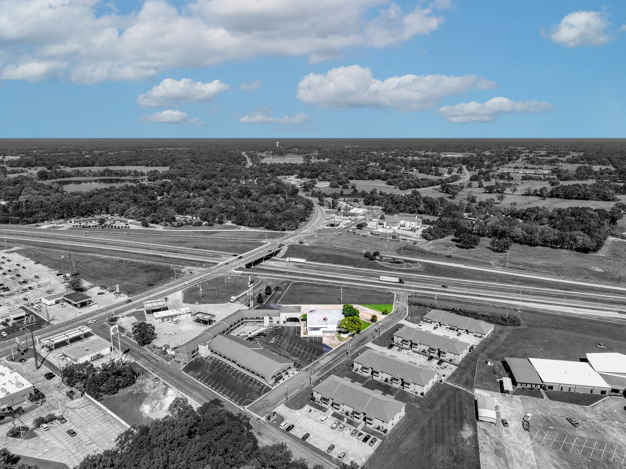 Retail For Sale in Titus County , 108 E Burton Road, Mt Pleasant, Texas 75455, 0, 0, Garage spaces, 0 Sqft, built in 1975, Preowned, mls#21062802, Real Estate Agent in Mt Pleasant, Homes For Sale in Titus county, Homes For Sale in Mt Pleasant, Realtor in Mt Pleasant Texas, Real Estate Brokerage Independent Realty Texas, Luminita Cordes Realtor