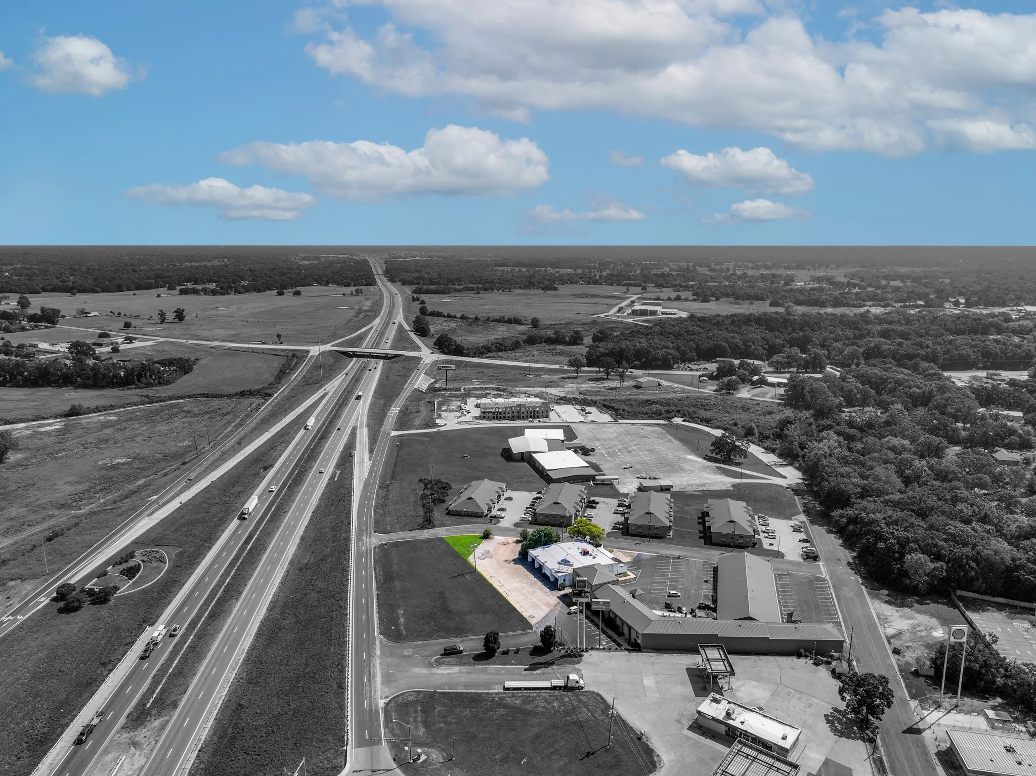 Retail For Sale in Titus County , 108 E Burton Road, Mt Pleasant, Texas 75455, 0, 0, Garage spaces, 0 Sqft, built in 1975, Preowned, mls#21062802, Real Estate Agent in Mt Pleasant, Homes For Sale in Titus county, Homes For Sale in Mt Pleasant, Realtor in Mt Pleasant Texas, Real Estate Brokerage Independent Realty Texas, Luminita Cordes Realtor