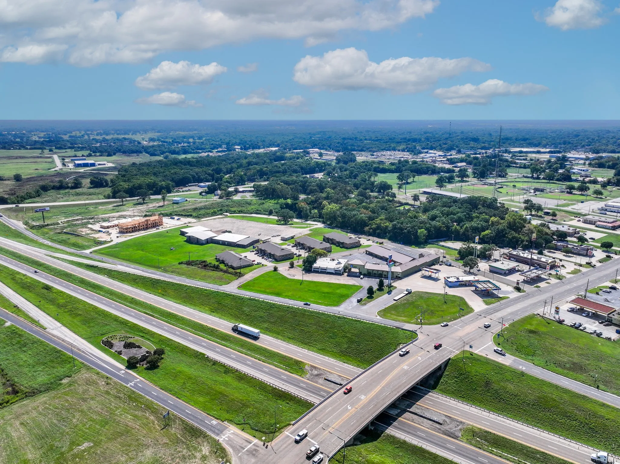Retail For Sale in Titus County , 108 E Burton Road, Mt Pleasant, Texas 75455, 0, 0, Garage spaces, 0 Sqft, built in 1975, Preowned, mls#21062802, Real Estate Agent in Mt Pleasant, Homes For Sale in Titus county, Homes For Sale in Mt Pleasant, Realtor in Mt Pleasant Texas, Real Estate Brokerage Independent Realty Texas, Luminita Cordes Realtor