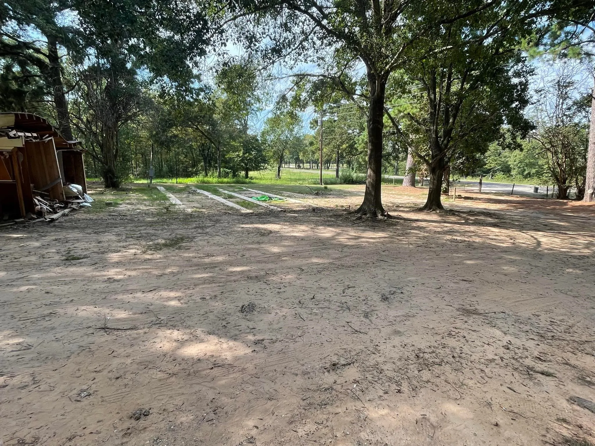 Manufactured Home For Sale in Anderson County , 16399 N US Highway 287, Tennessee Colony, Texas 75861, 0, 1 Bathroom, Garage spaces, 1,914 Sqft, built in 1980, mls#21061899, Real Estate Agent in Tennessee Colony, Homes For Sale in Anderson county, Homes For Sale in Tennessee Colony, Realtor in Tennessee Colony Texas, Real Estate Brokerage Independent Realty Texas, Luminita Cordes Realtor