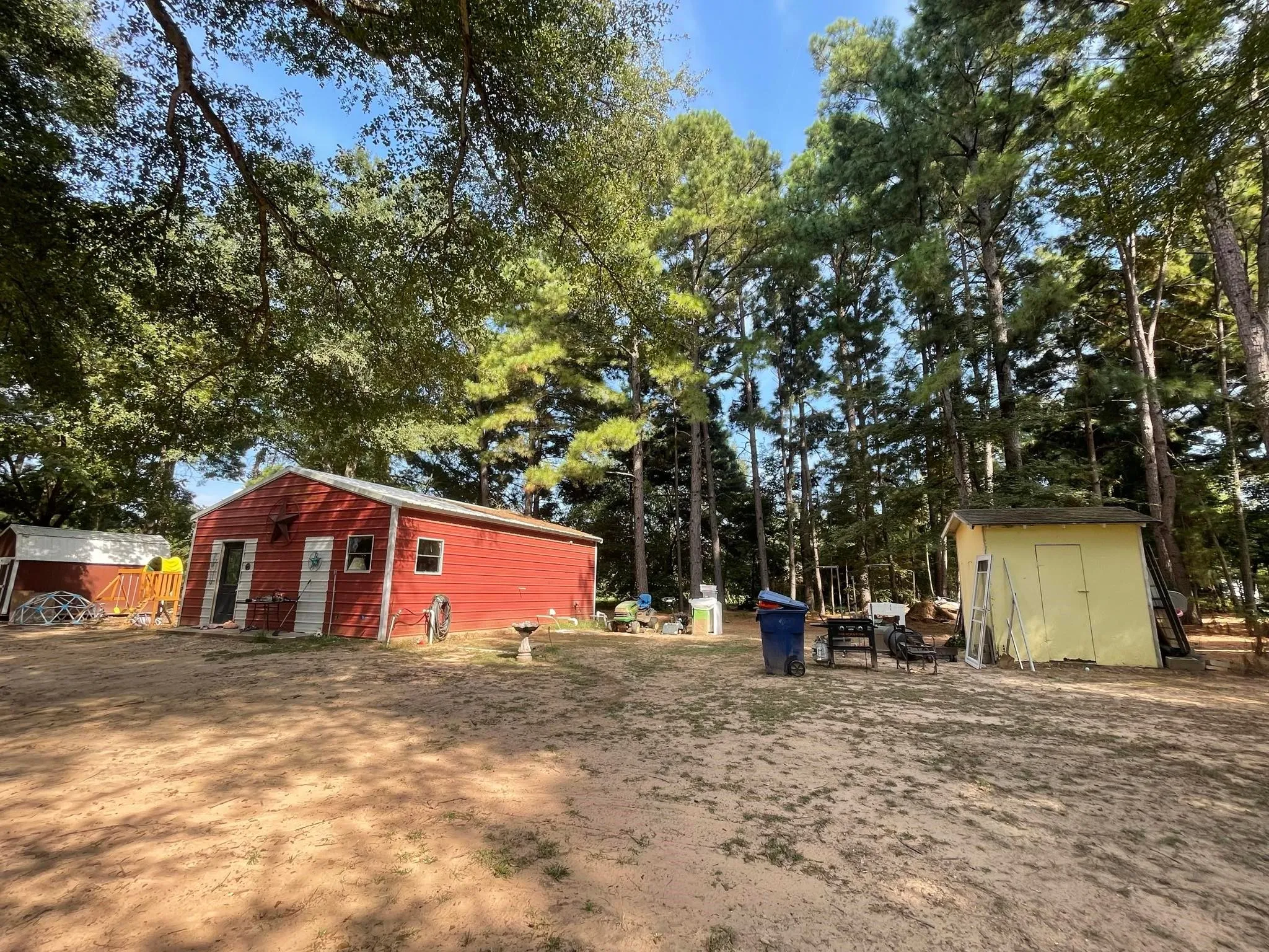 Manufactured Home For Sale in Anderson County , 16399 N US Highway 287, Tennessee Colony, Texas 75861, 0, 1 Bathroom, Garage spaces, 1,914 Sqft, built in 1980, mls#21061899, Real Estate Agent in Tennessee Colony, Homes For Sale in Anderson county, Homes For Sale in Tennessee Colony, Realtor in Tennessee Colony Texas, Real Estate Brokerage Independent Realty Texas, Luminita Cordes Realtor