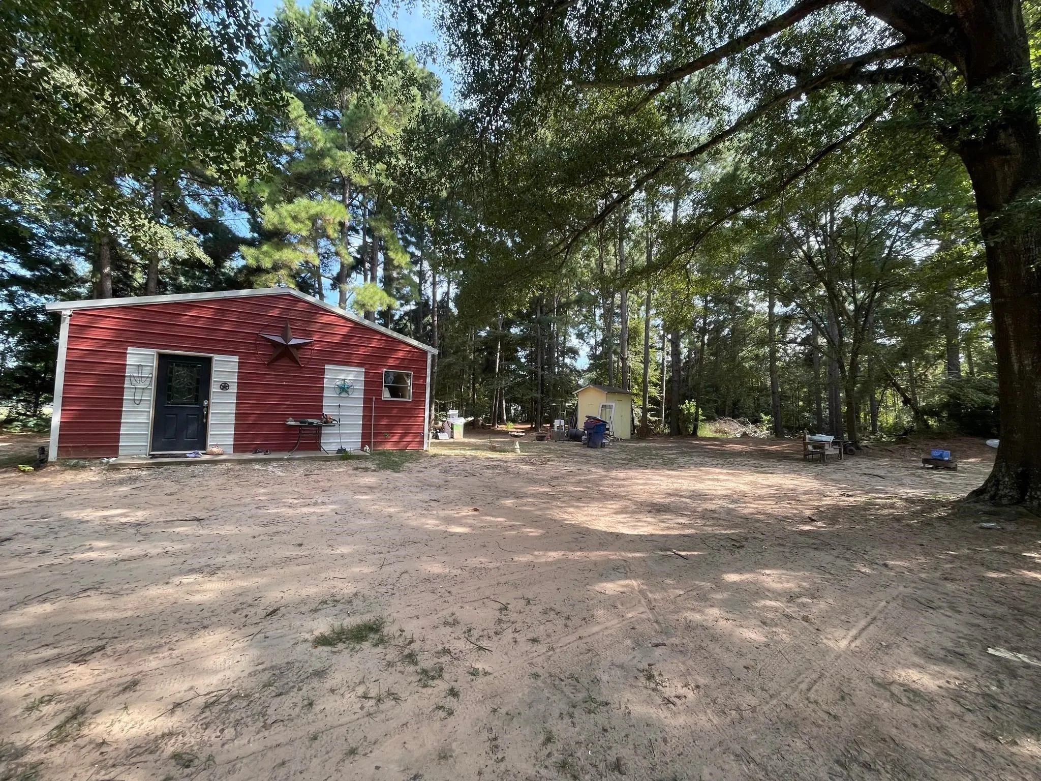 Manufactured Home For Sale in Anderson County , 16399 N US Highway 287, Tennessee Colony, Texas 75861, 0, 1 Bathroom, Garage spaces, 1,914 Sqft, built in 1980, mls#21061899, Real Estate Agent in Tennessee Colony, Homes For Sale in Anderson county, Homes For Sale in Tennessee Colony, Realtor in Tennessee Colony Texas, Real Estate Brokerage Independent Realty Texas, Luminita Cordes Realtor