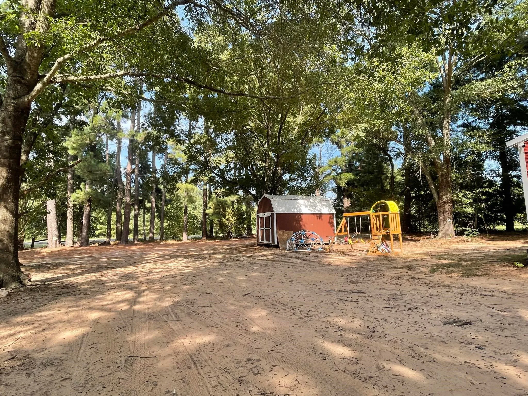 Manufactured Home For Sale in Anderson County , 16399 N US Highway 287, Tennessee Colony, Texas 75861, 0, 1 Bathroom, Garage spaces, 1,914 Sqft, built in 1980, mls#21061899, Real Estate Agent in Tennessee Colony, Homes For Sale in Anderson county, Homes For Sale in Tennessee Colony, Realtor in Tennessee Colony Texas, Real Estate Brokerage Independent Realty Texas, Luminita Cordes Realtor