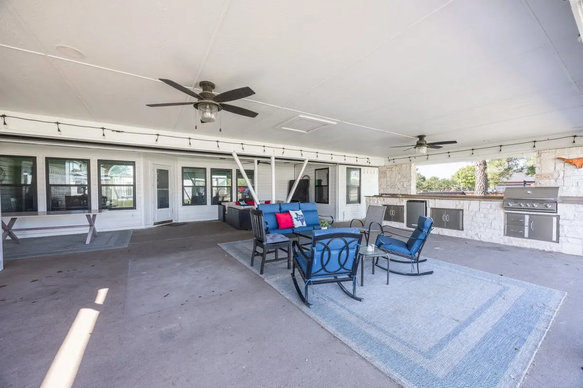 Main House: Covered patio.
