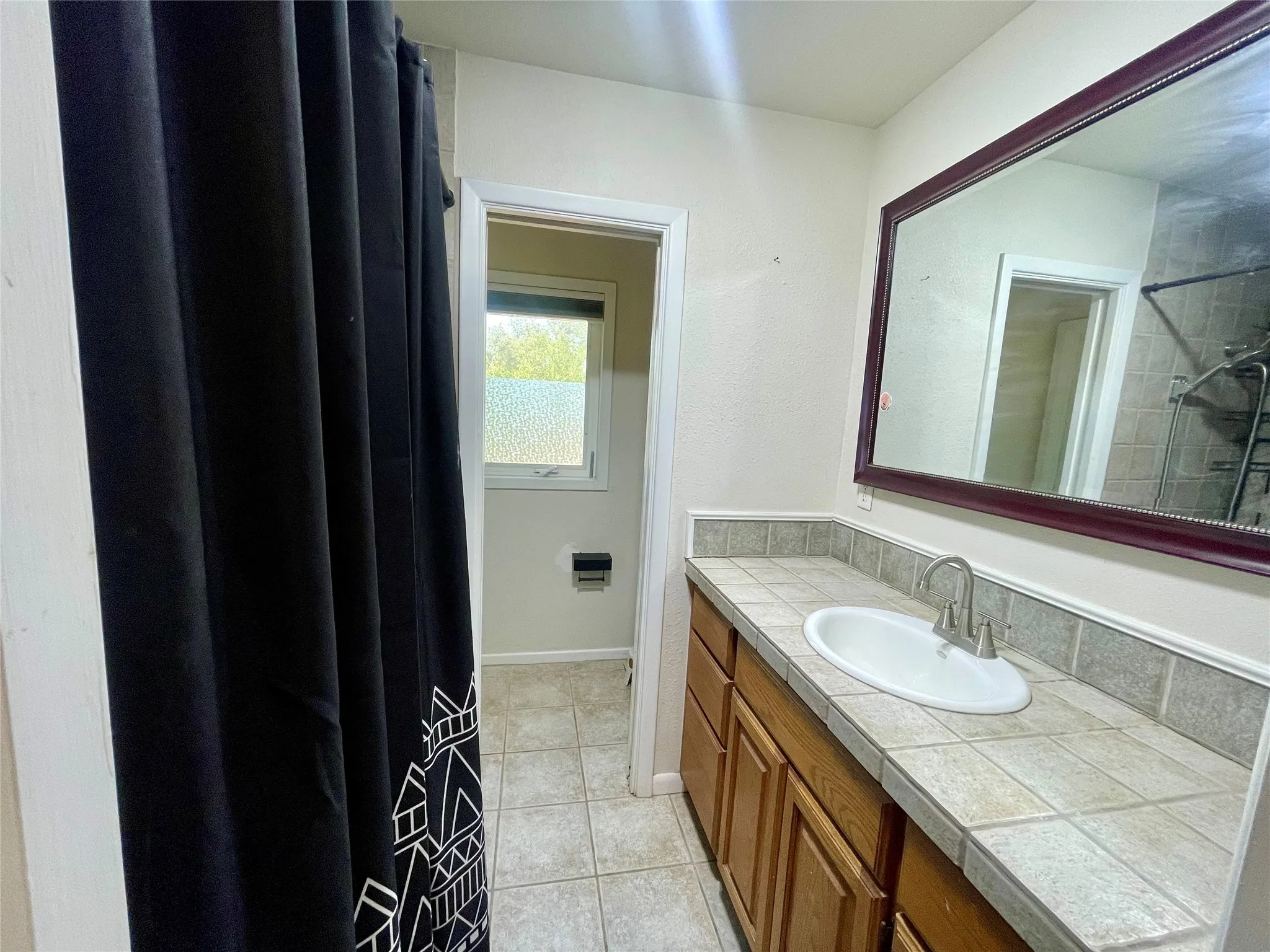 Single Family Residence For Sale in Hardeman County , 500 Green Street, Quanah, Texas 79252, 3 Bedroom, 1 Bathroom, 2 Garage spaces, 2,224 Sqft, built in 1977, mls#21063586, Real Estate Agent in Quanah, Homes For Sale in Hardeman county, Homes For Sale in Quanah, Realtor in Quanah Texas, Real Estate Brokerage Independent Realty Texas, Luminita Cordes Realtor