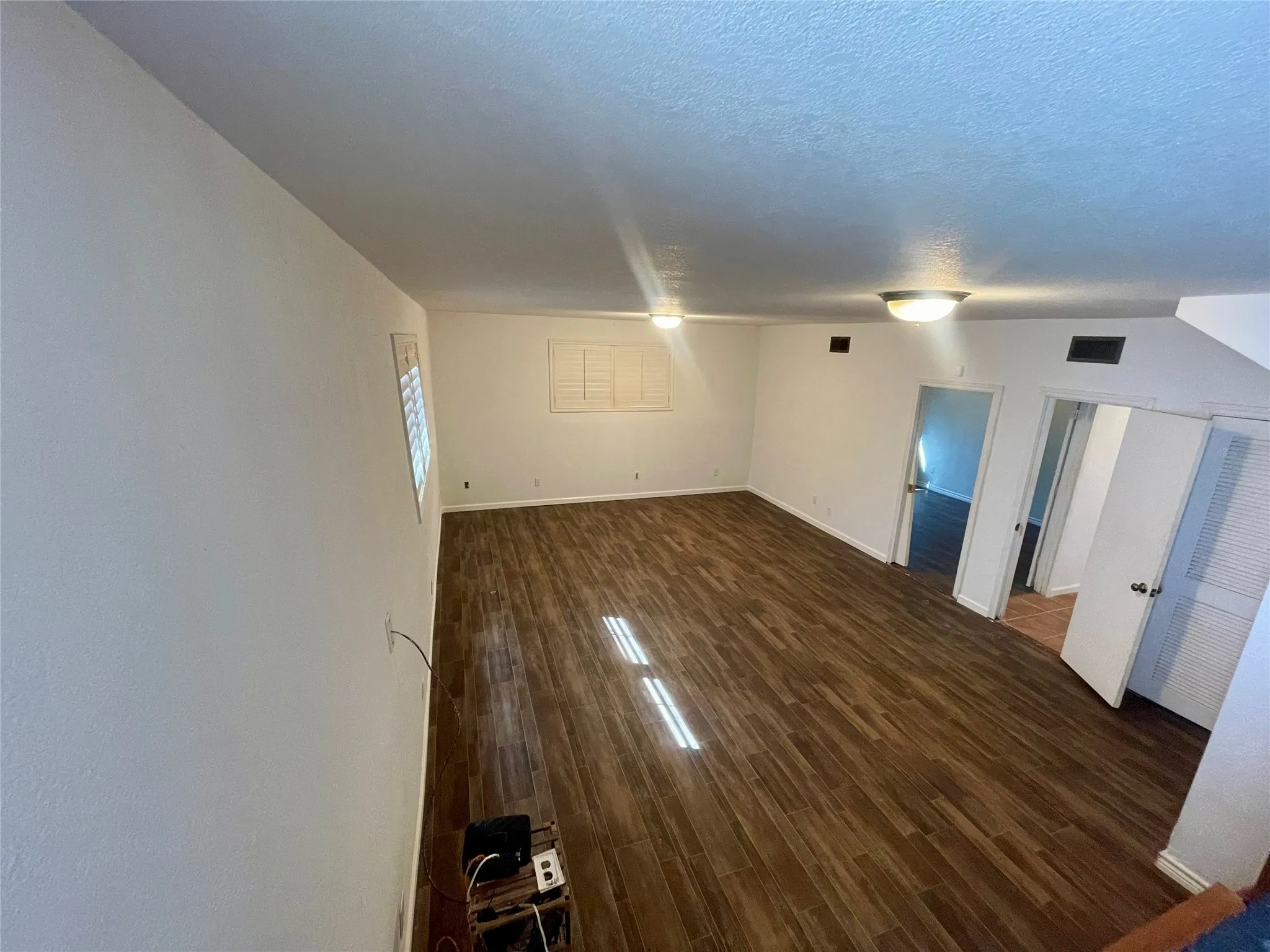 Single Family Residence For Sale in Hardeman County , 500 Green Street, Quanah, Texas 79252, 3 Bedroom, 1 Bathroom, 2 Garage spaces, 2,224 Sqft, built in 1977, mls#21063586, Real Estate Agent in Quanah, Homes For Sale in Hardeman county, Homes For Sale in Quanah, Realtor in Quanah Texas, Real Estate Brokerage Independent Realty Texas, Luminita Cordes Realtor