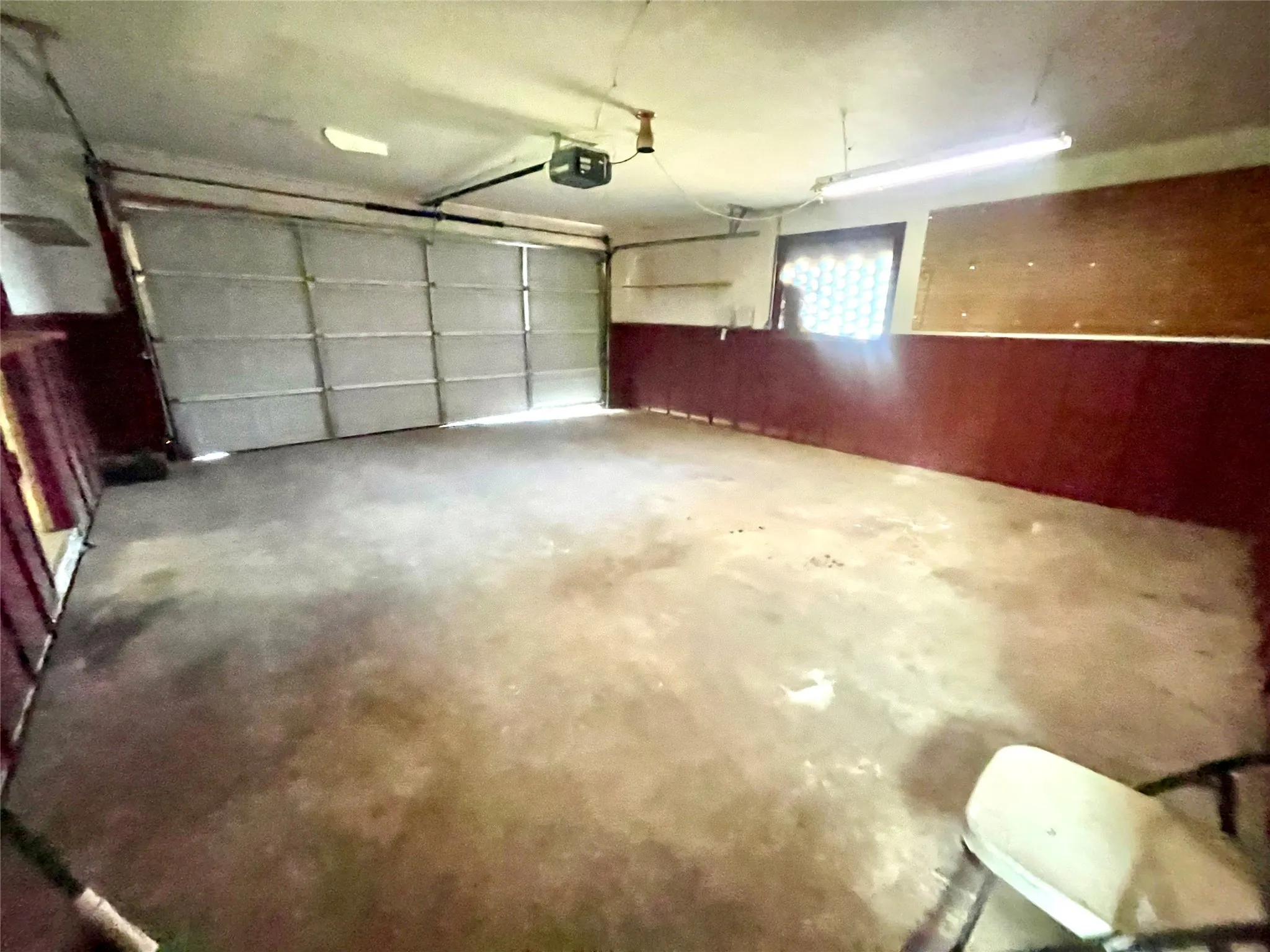 Single Family Residence For Sale in Hardeman County , 500 Green Street, Quanah, Texas 79252, 3 Bedroom, 1 Bathroom, 2 Garage spaces, 2,224 Sqft, built in 1977, mls#21063586, Real Estate Agent in Quanah, Homes For Sale in Hardeman county, Homes For Sale in Quanah, Realtor in Quanah Texas, Real Estate Brokerage Independent Realty Texas, Luminita Cordes Realtor