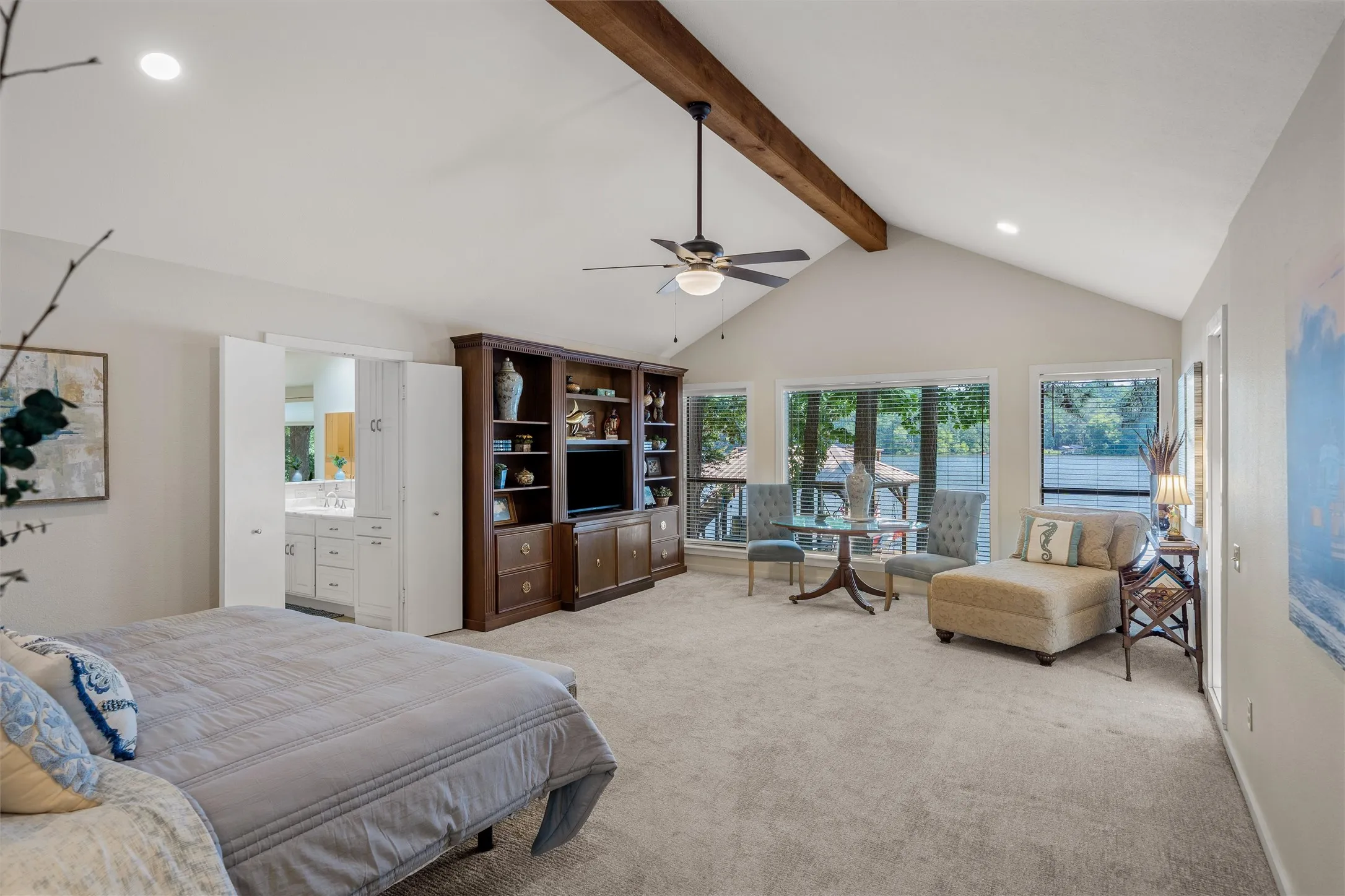 Single Family Residence For Sale in Wood County , 148 Pinewood Cove, Holly Lake Ranch, Texas 75765, 4 Bedroom, 4 Bathroom, 2 Garage spaces, 2,775 Sqft, built in 1993, mls#21063761, Real Estate Agent in Holly Lake Ranch, Homes For Sale in Wood county, Homes For Sale in Holly Lake Ranch, Realtor in Holly Lake Ranch Texas, Real Estate Brokerage Independent Realty Texas, Luminita Cordes Realtor
