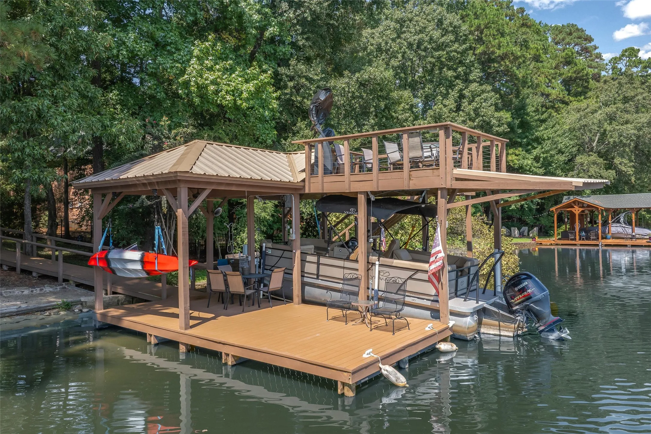 Single Family Residence For Sale in Wood County , 148 Pinewood Cove, Holly Lake Ranch, Texas 75765, 4 Bedroom, 4 Bathroom, 2 Garage spaces, 2,775 Sqft, built in 1993, mls#21063761, Real Estate Agent in Holly Lake Ranch, Homes For Sale in Wood county, Homes For Sale in Holly Lake Ranch, Realtor in Holly Lake Ranch Texas, Real Estate Brokerage Independent Realty Texas, Luminita Cordes Realtor