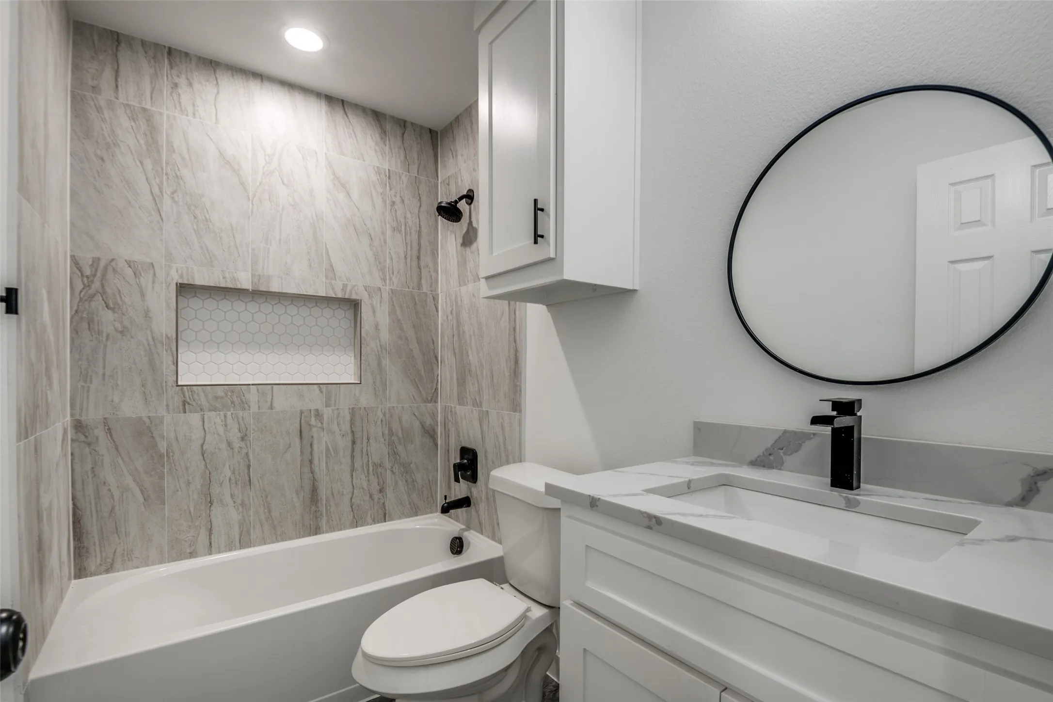Duplex For Rent in Hunt County , 3305 Mineola Street A, Greenville, Texas 75401, 3 Bedroom, 2 Bathroom, Garage spaces, 1,017 Sqft, built in 2025, New Construction - Complete, mls#21063387, Real Estate Agent in Greenville, Homes For Rent in Hunt county, Homes For Rent in Greenville, Realtor in Greenville Texas, Real Estate Brokerage Independent Realty Texas, Luminita Cordes Realtor