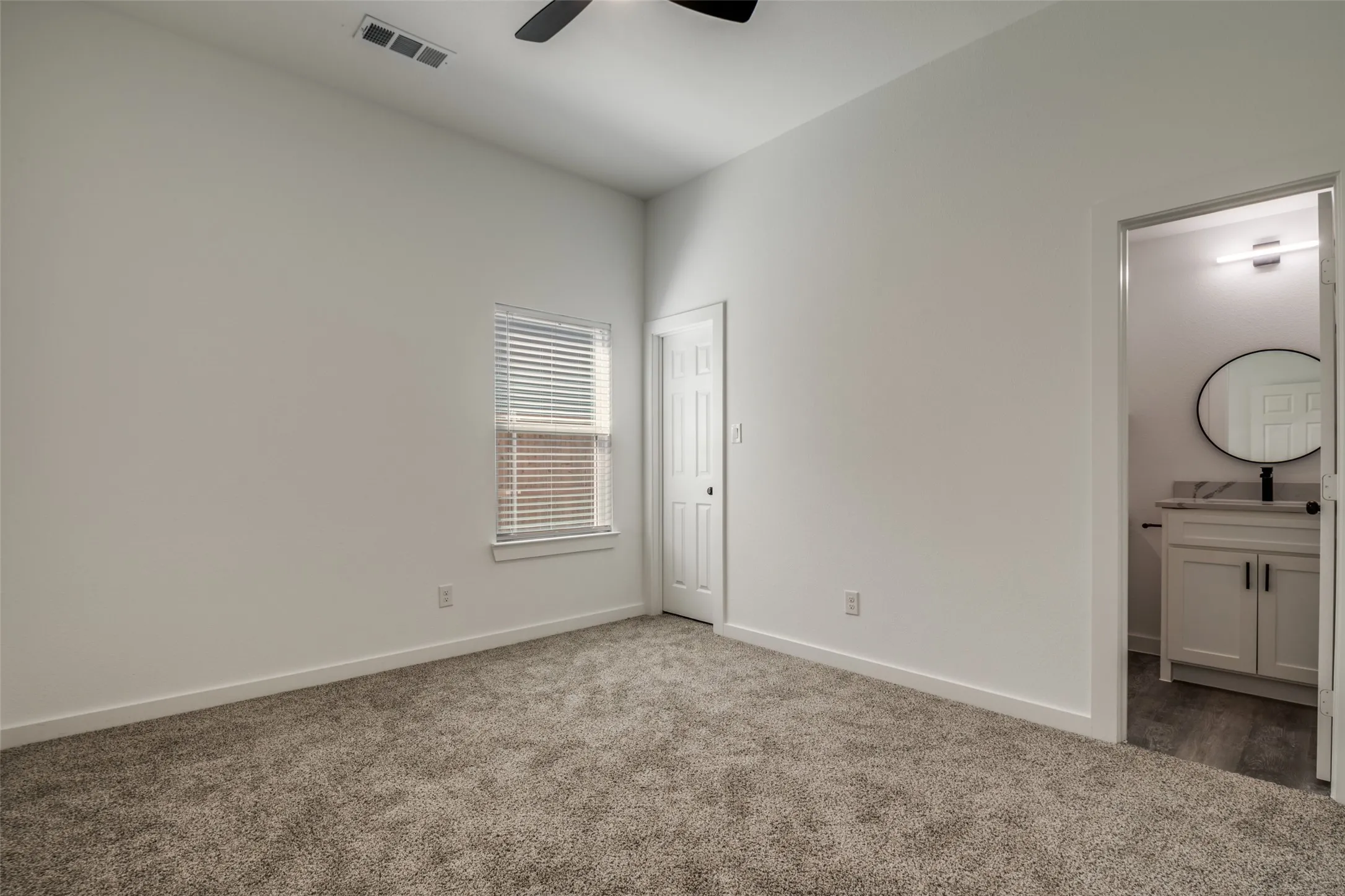 Duplex For Rent in Hunt County , 3305 Mineola Street A, Greenville, Texas 75401, 3 Bedroom, 2 Bathroom, Garage spaces, 1,017 Sqft, built in 2025, New Construction - Complete, mls#21063387, Real Estate Agent in Greenville, Homes For Rent in Hunt county, Homes For Rent in Greenville, Realtor in Greenville Texas, Real Estate Brokerage Independent Realty Texas, Luminita Cordes Realtor