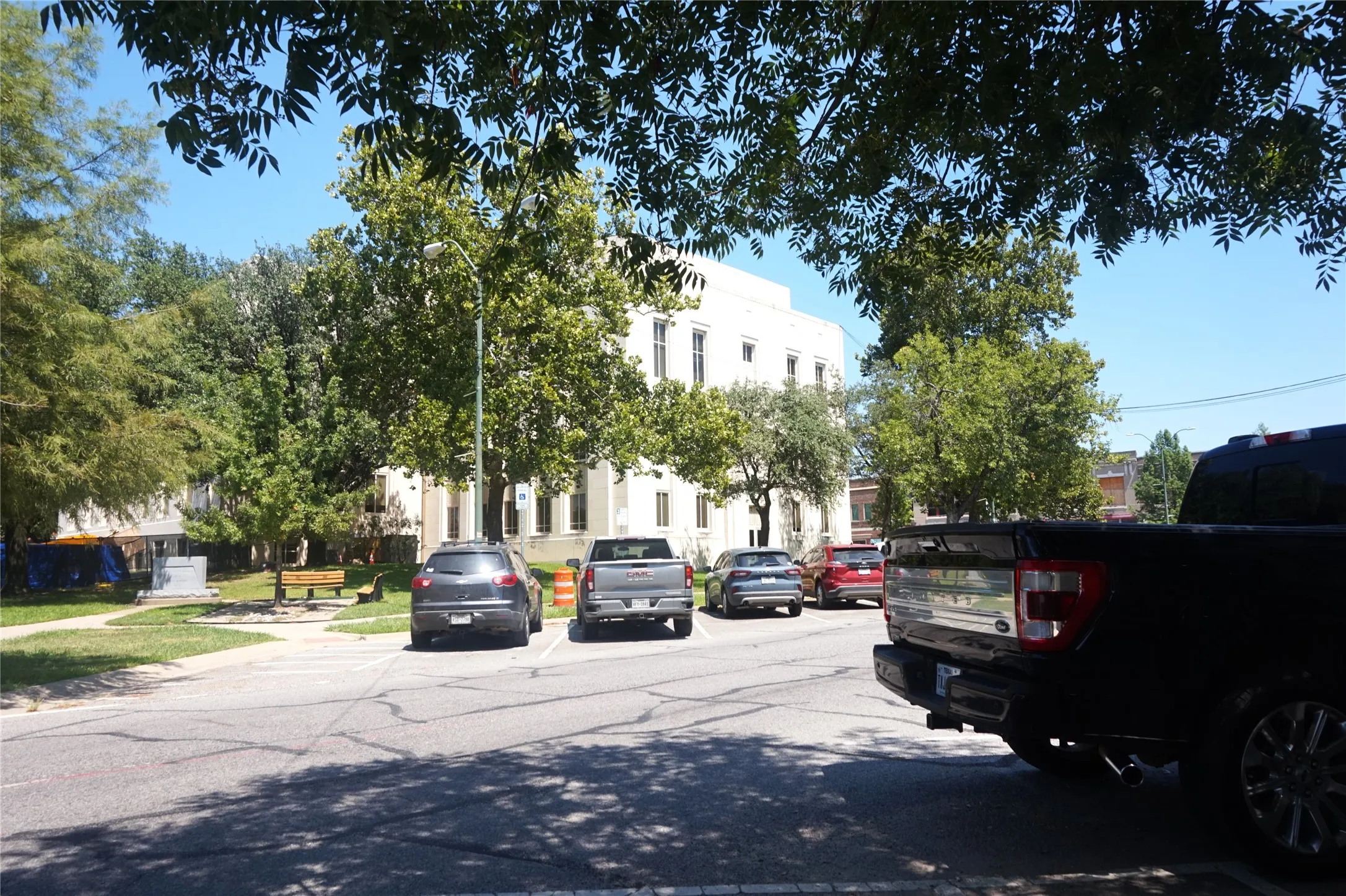 Office For Rent in Grayson County , 120 S Crockett Street, Sherman, Texas 75090, 0, 0, Garage spaces, 0 Sqft, built in 1920, Preowned, mls#21064441, Real Estate Agent in Sherman, Homes For Rent in Grayson county, Homes For Rent in Sherman, Realtor in Sherman Texas, Real Estate Brokerage Independent Realty Texas, Luminita Cordes Realtor