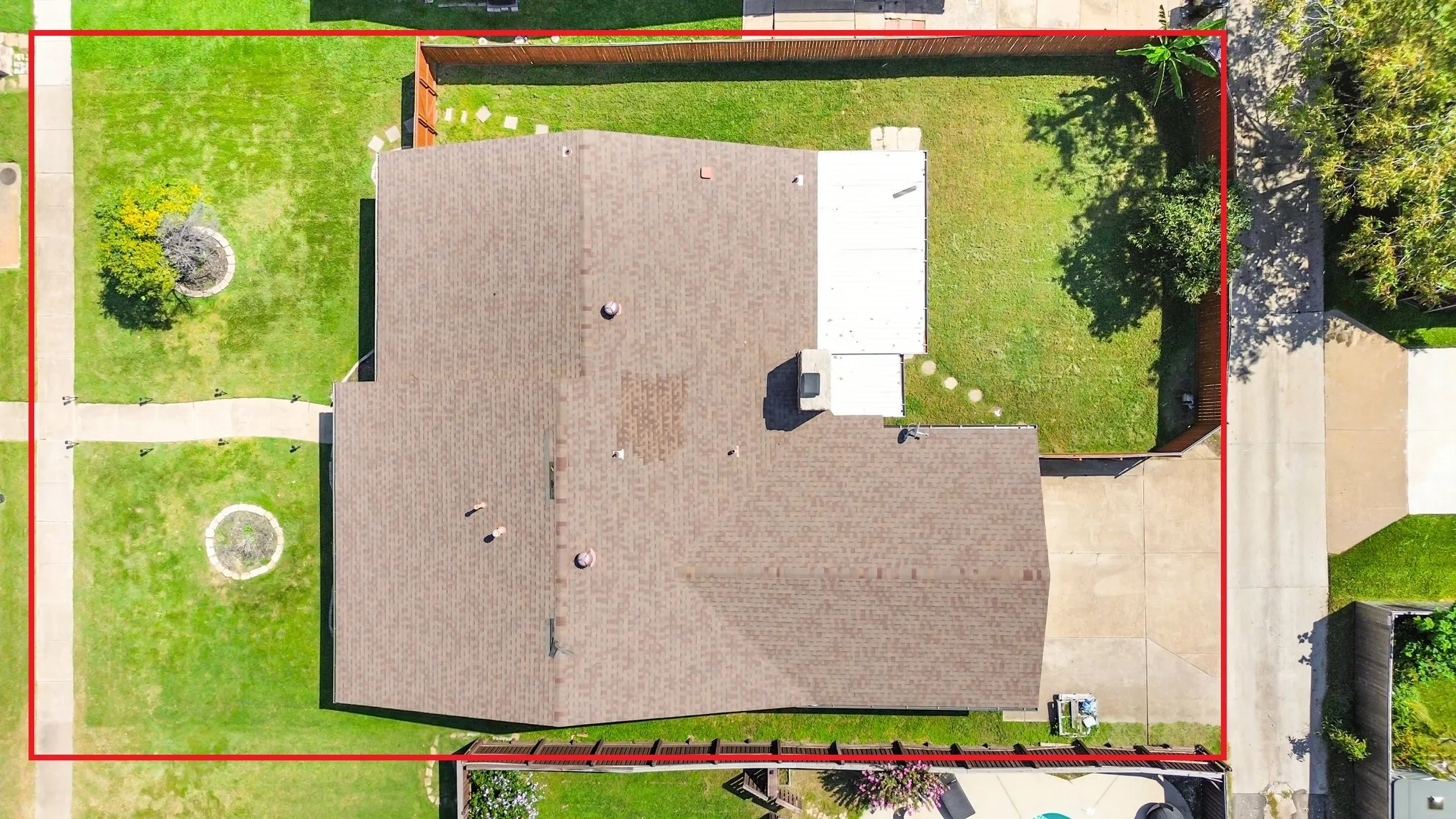 Aerial view of property's location with property parcel outlined
