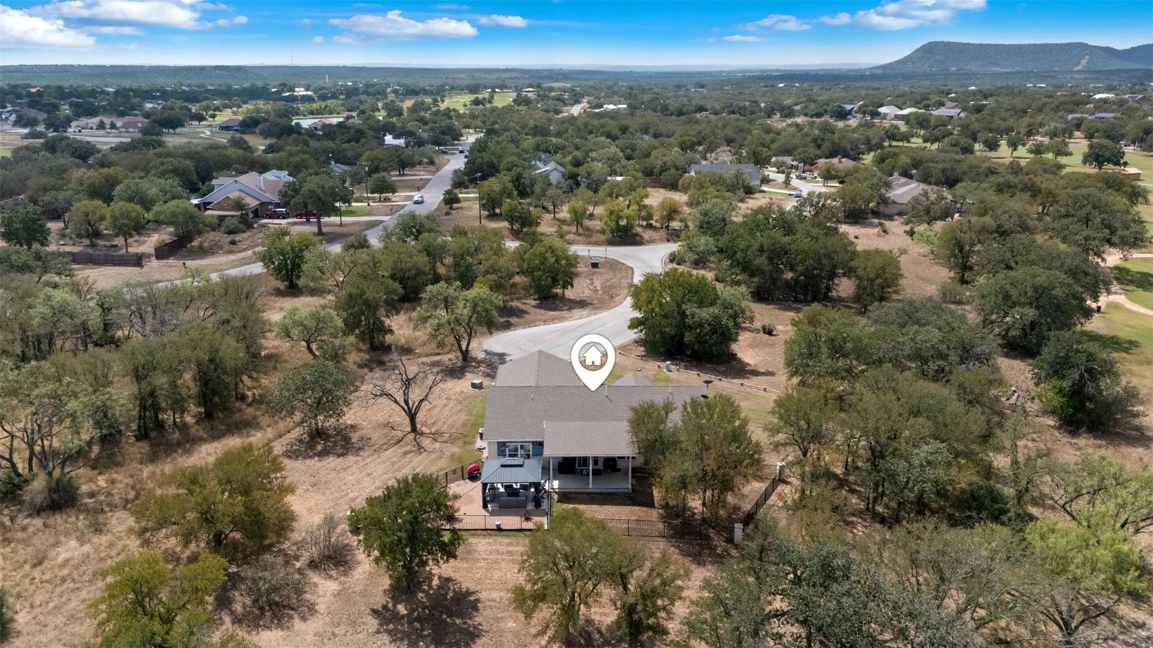 Single Family Residence For Sale in Llano County , 141 Eagle Point Cove, Kingsland, Texas 78639, 3 Bedroom, 2 Bathroom, 2 Garage spaces, 1,904 Sqft, built in 2015, mls#21063876, Real Estate Agent in Kingsland, Homes For Sale in Llano county, Homes For Sale in Kingsland, Realtor in Kingsland Texas, Real Estate Brokerage Independent Realty Texas, Luminita Cordes Realtor