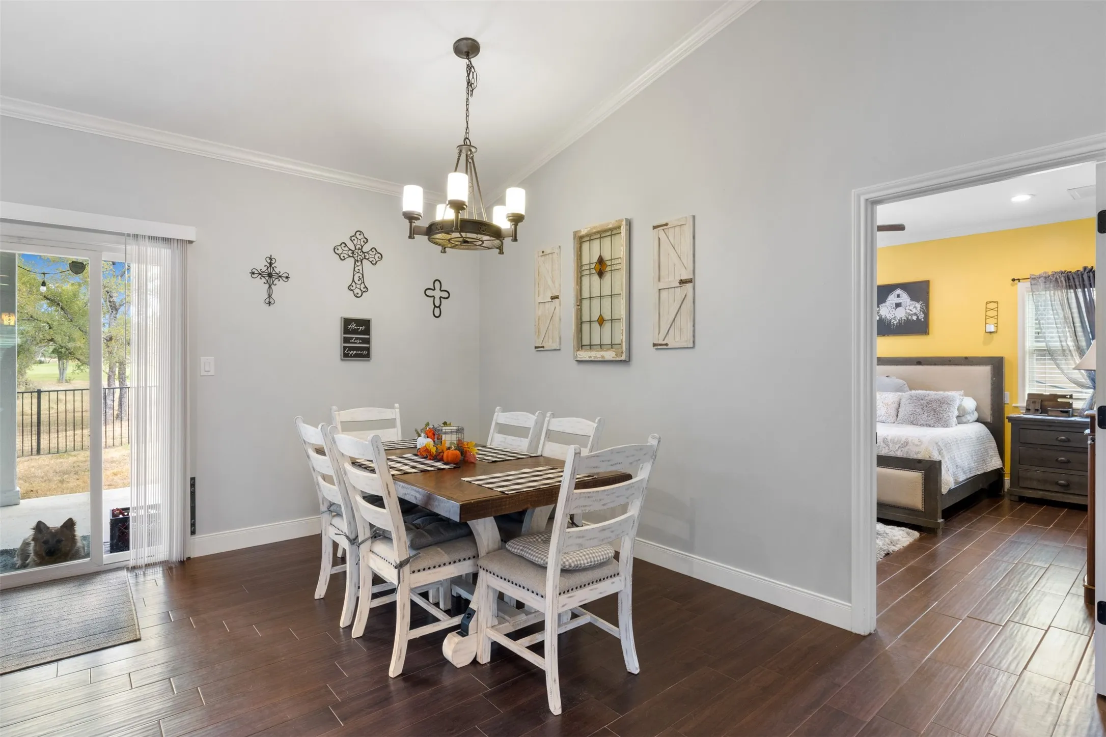 Single Family Residence For Sale in Llano County , 141 Eagle Point Cove, Kingsland, Texas 78639, 3 Bedroom, 2 Bathroom, 2 Garage spaces, 1,904 Sqft, built in 2015, mls#21063876, Real Estate Agent in Kingsland, Homes For Sale in Llano county, Homes For Sale in Kingsland, Realtor in Kingsland Texas, Real Estate Brokerage Independent Realty Texas, Luminita Cordes Realtor