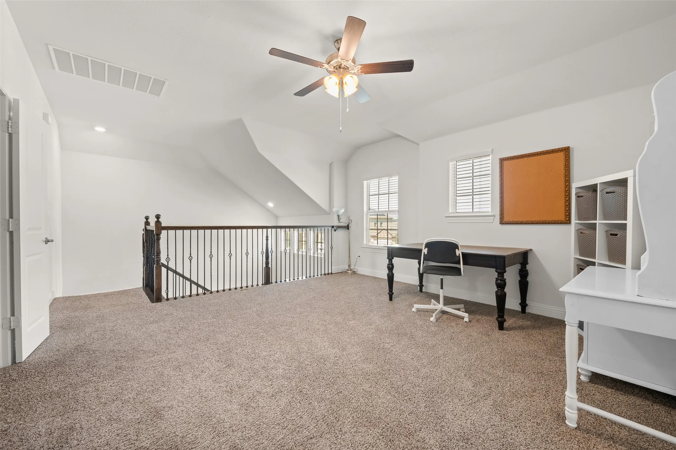 Single Family Residence For Sale in Denton County , 11000 Canyon Mine Drive, Aubrey, Texas 76227, 5 Bedroom, 4 Bathroom, 2 Garage spaces, 3,366 Sqft, built in 2021, mls#21062719, Real Estate Agent in Aubrey, Homes For Sale in Denton county, Homes For Sale in Aubrey, Realtor in Aubrey Texas, Real Estate Brokerage Independent Realty Texas, Luminita Cordes Realtor